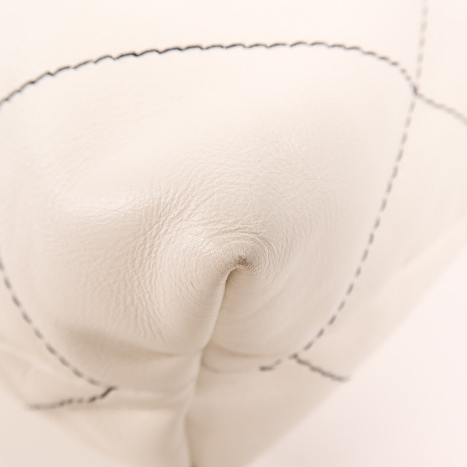 CHANEL 羊皮皮革Chanel 22 Small銀扣鏈帶肩背袋