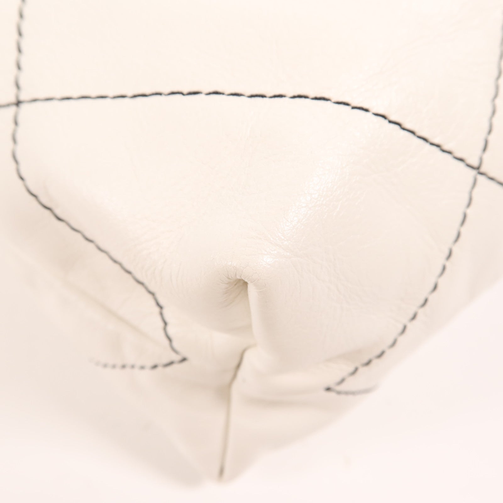 CHANEL 羊皮皮革Chanel 22 Small銀扣鏈帶肩背袋