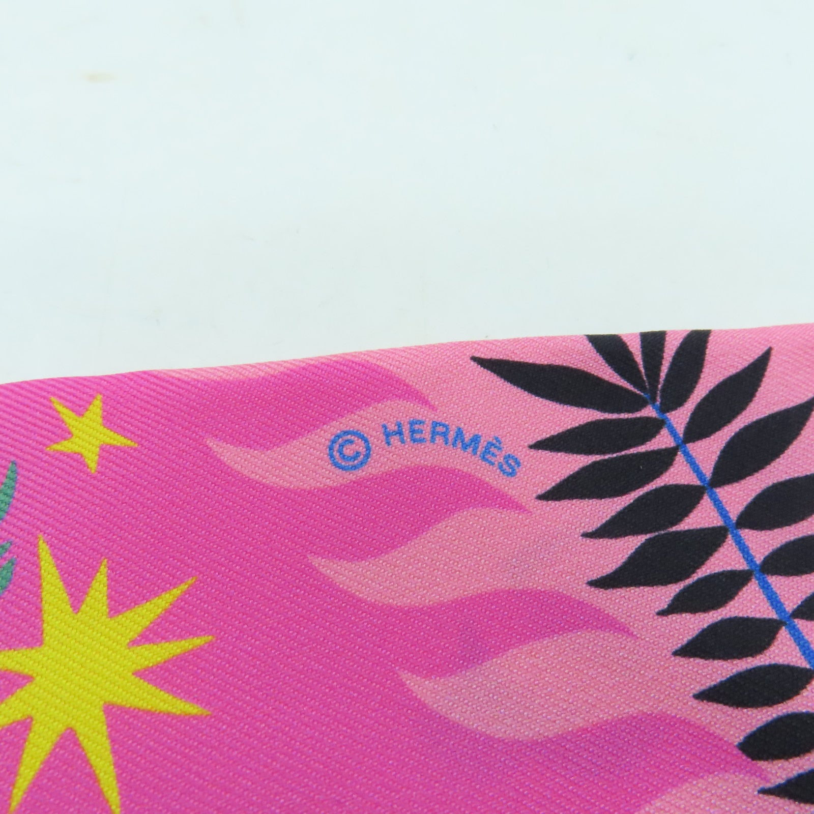 HERMES 【激減優惠】絲質Twilly絲巾粉紅色/彩色