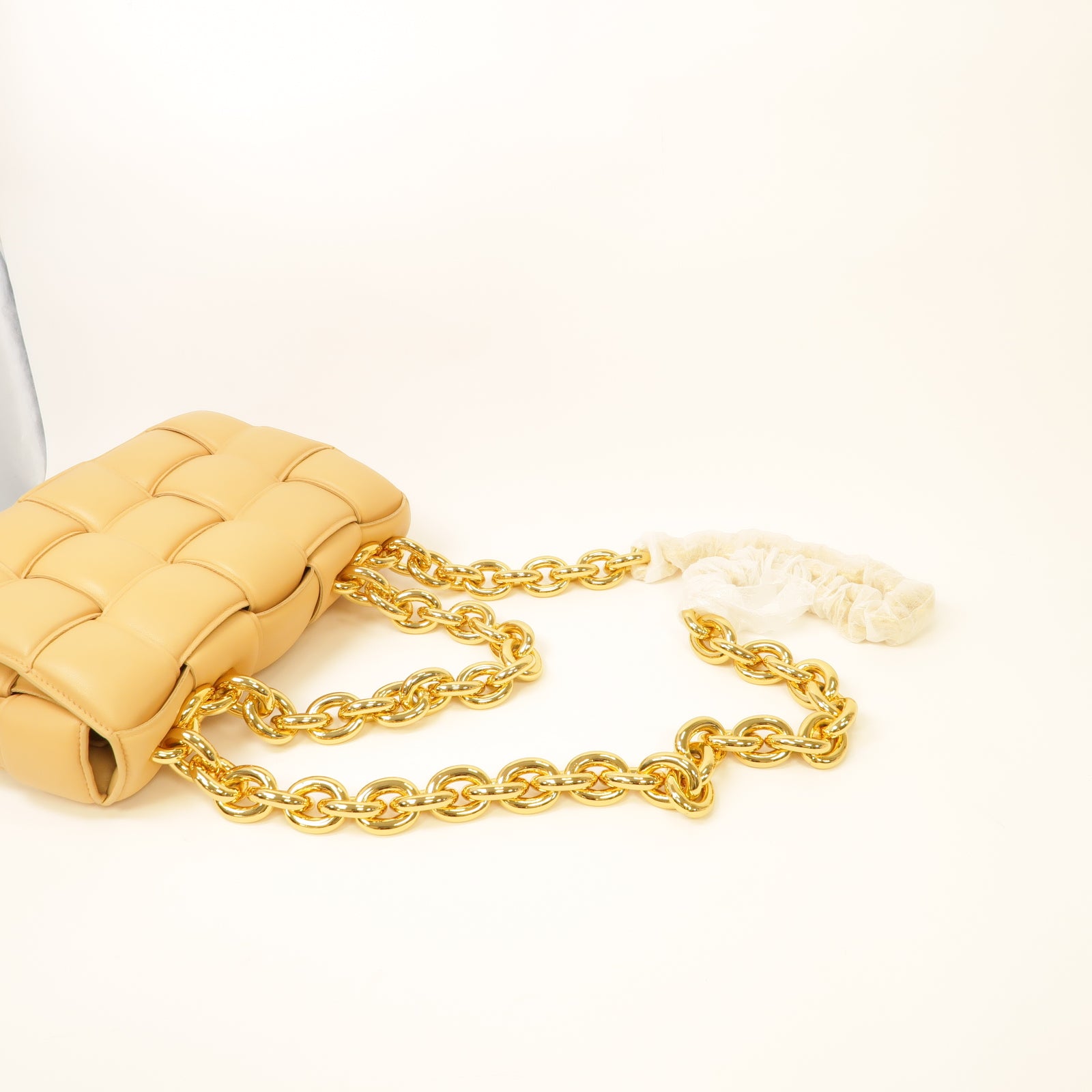 BOTTEGA VENETA 羊皮皮革Chain Cassette金扣手挽肩背兩用袋棕色