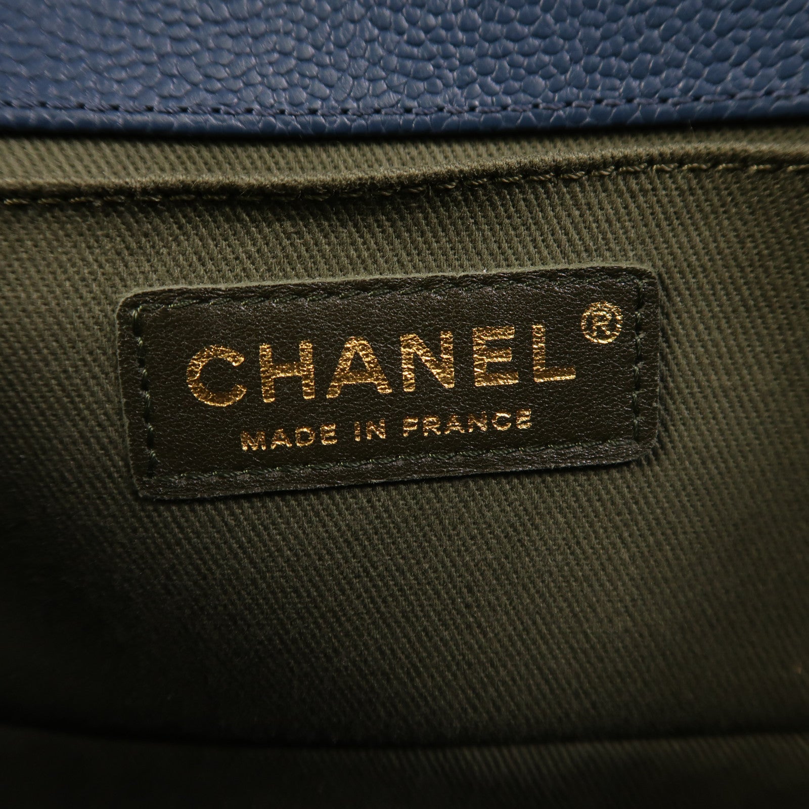 CHANEL 牛皮皮革Boy 20金扣鏈帶肩背袋