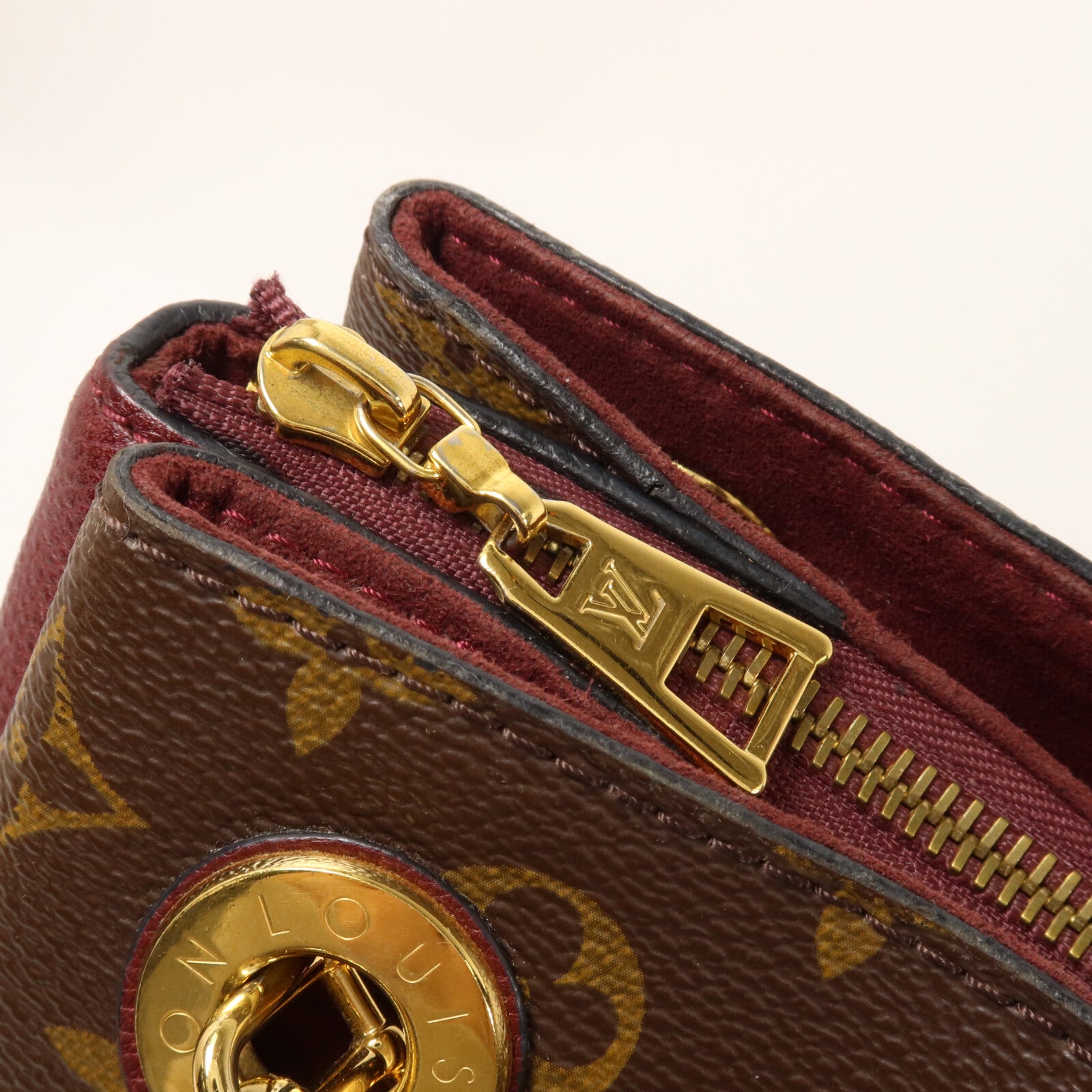 LOUIS VUITTON Monogram Surene MM鏈帶肩背袋