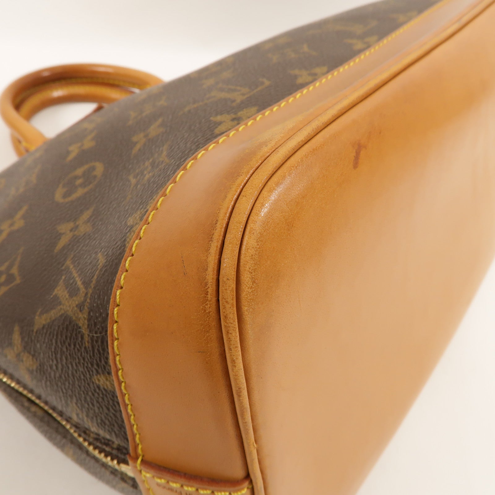 LOUIS VUITTON Monogram Alma金扣手挽袋棕色