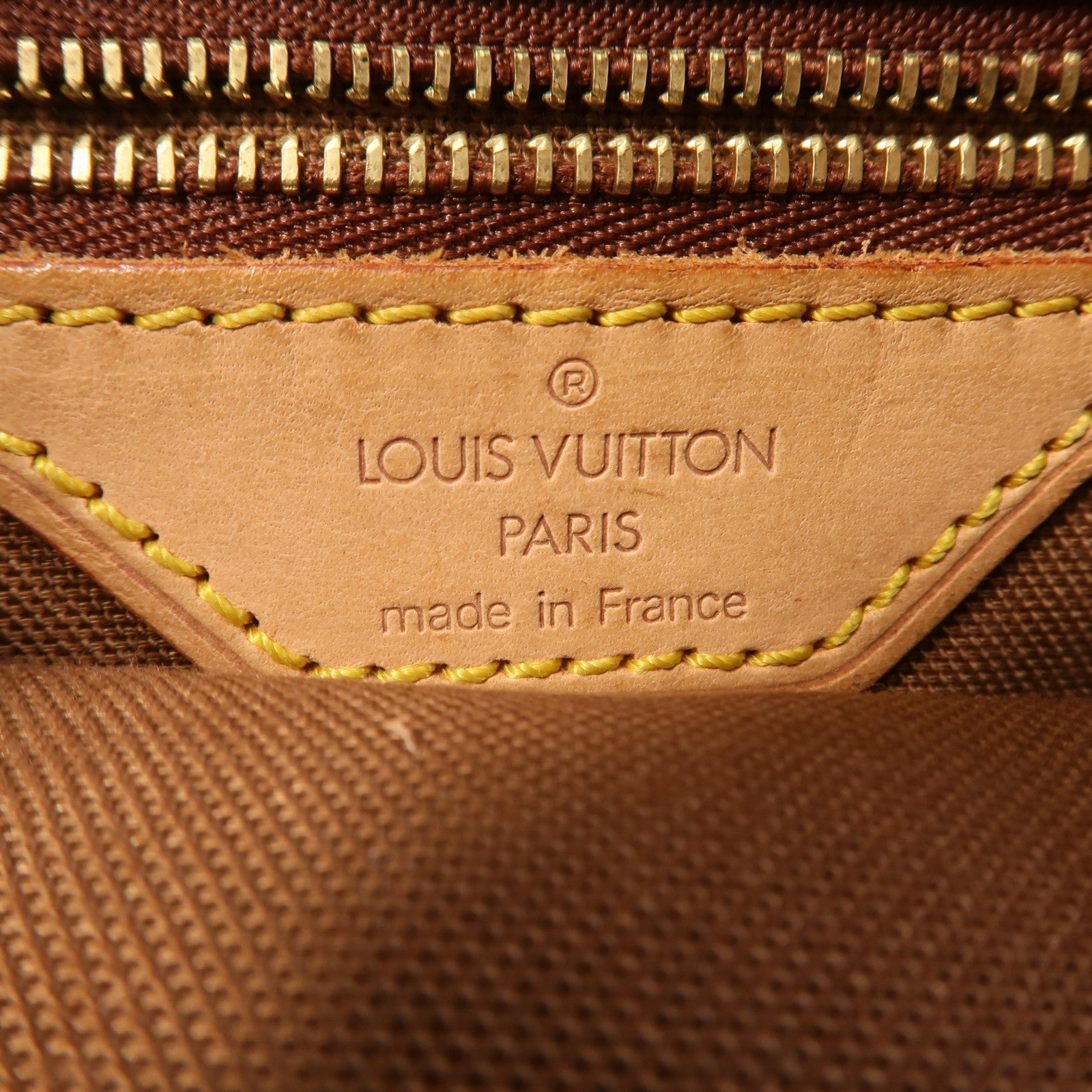 LOUIS VUITTON Monogram Trotteur金扣肩背袋