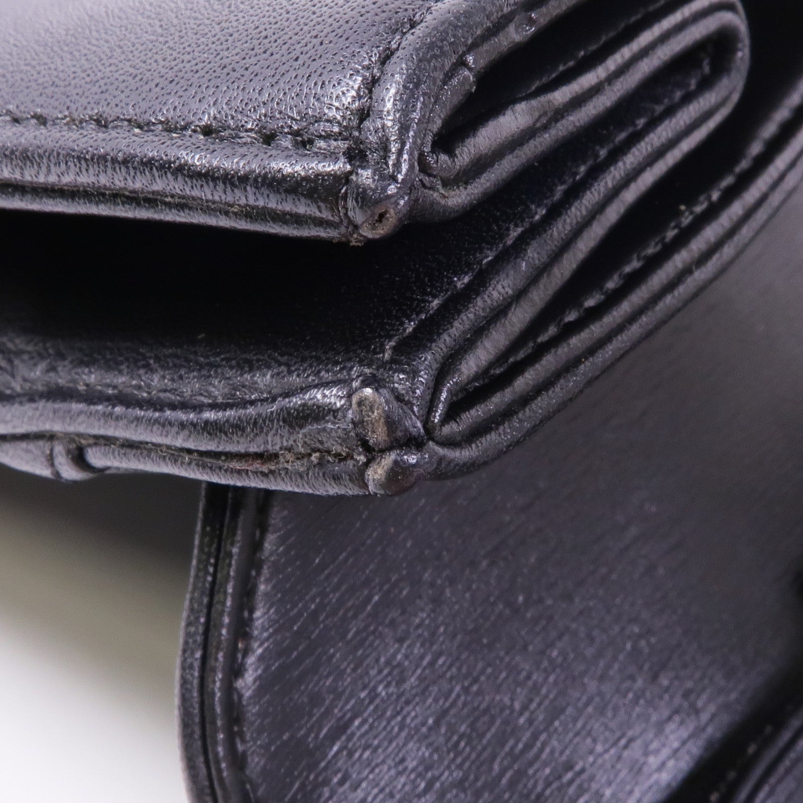 GIVENCHY 【激減優惠】牛皮皮革Shoulder Bag金扣肩背袋