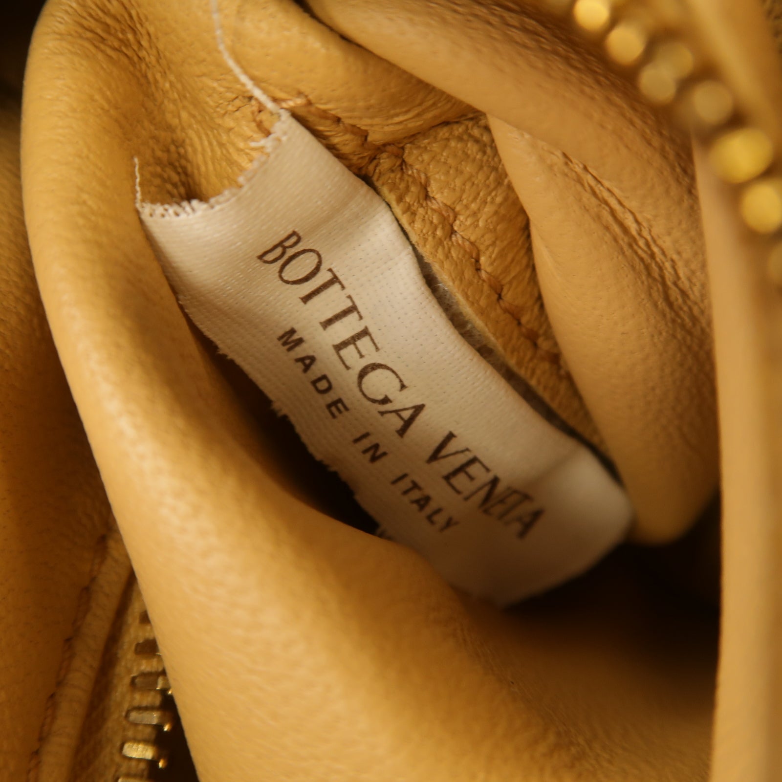 BOTTEGA VENETA 羊皮皮革Chain Cassette金扣手挽肩背兩用袋棕色