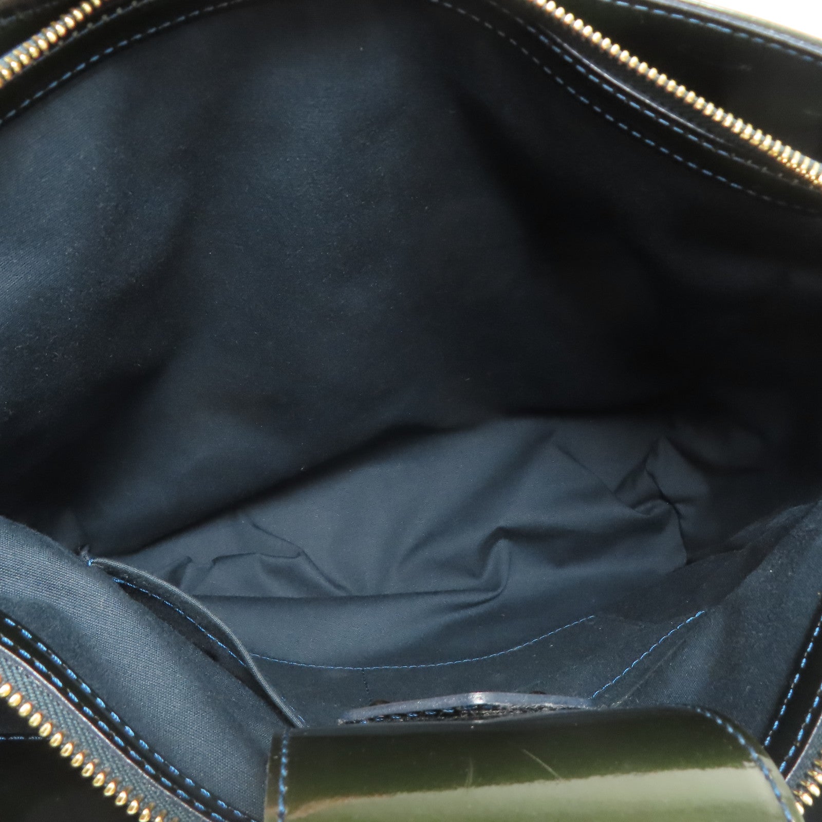 LOUIS VUITTON 漆皮皮革Melrose Arenue金扣手挽袋