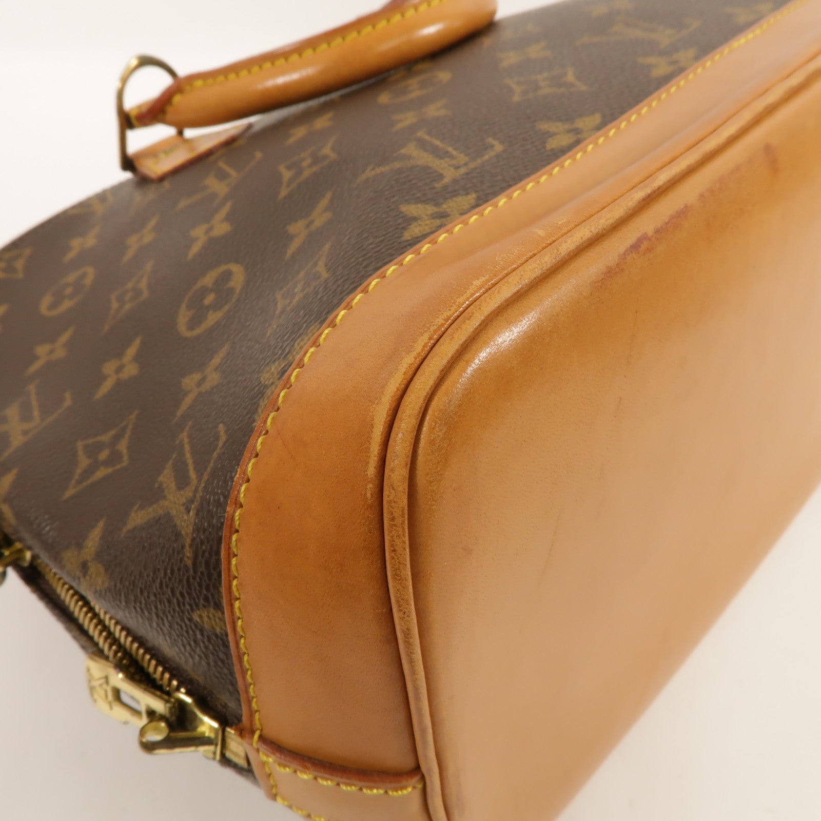 LOUIS VUITTON Monogram Alma金扣手挽袋棕色