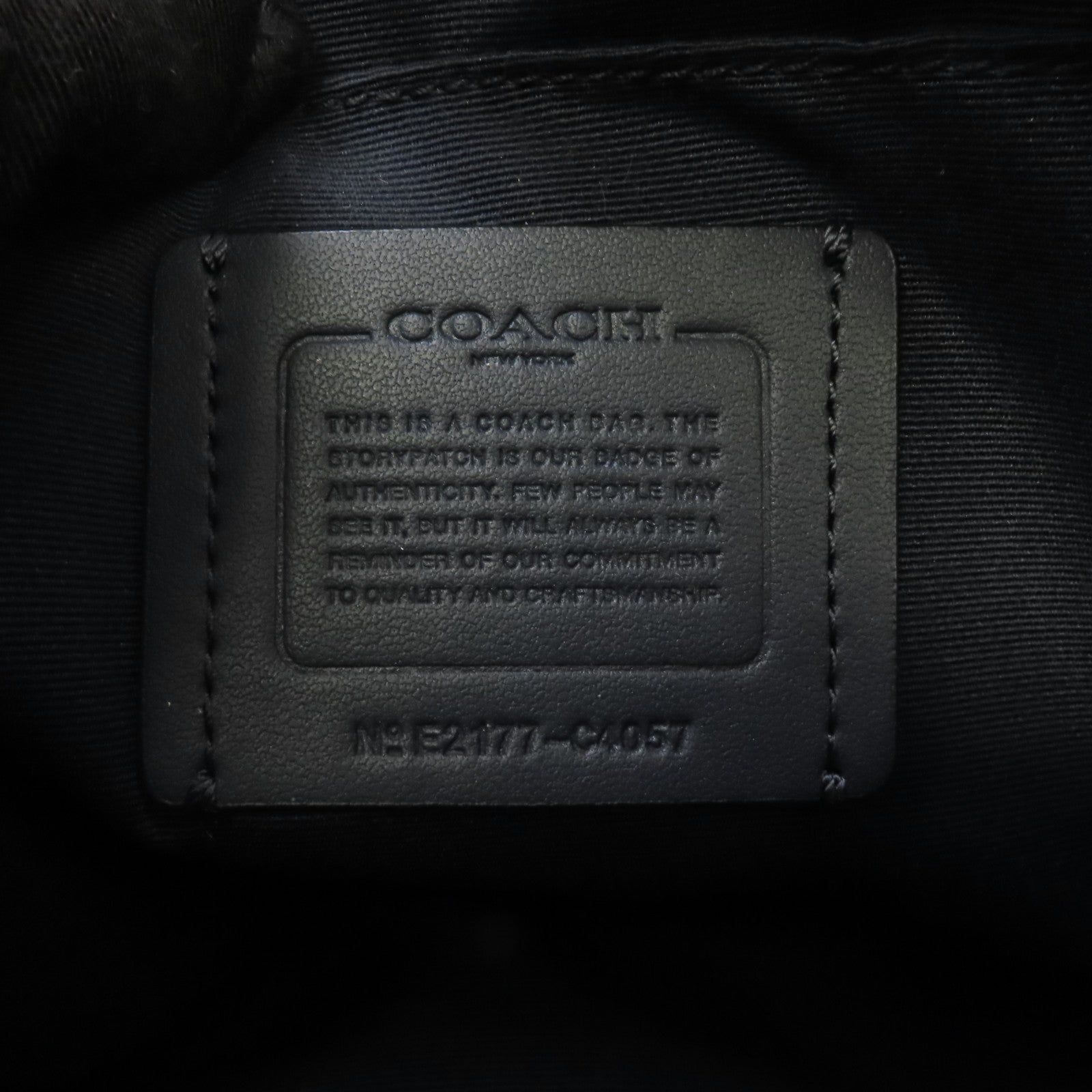 COACH 塗層帆布Shoulder Bag金扣肩背袋藍色
