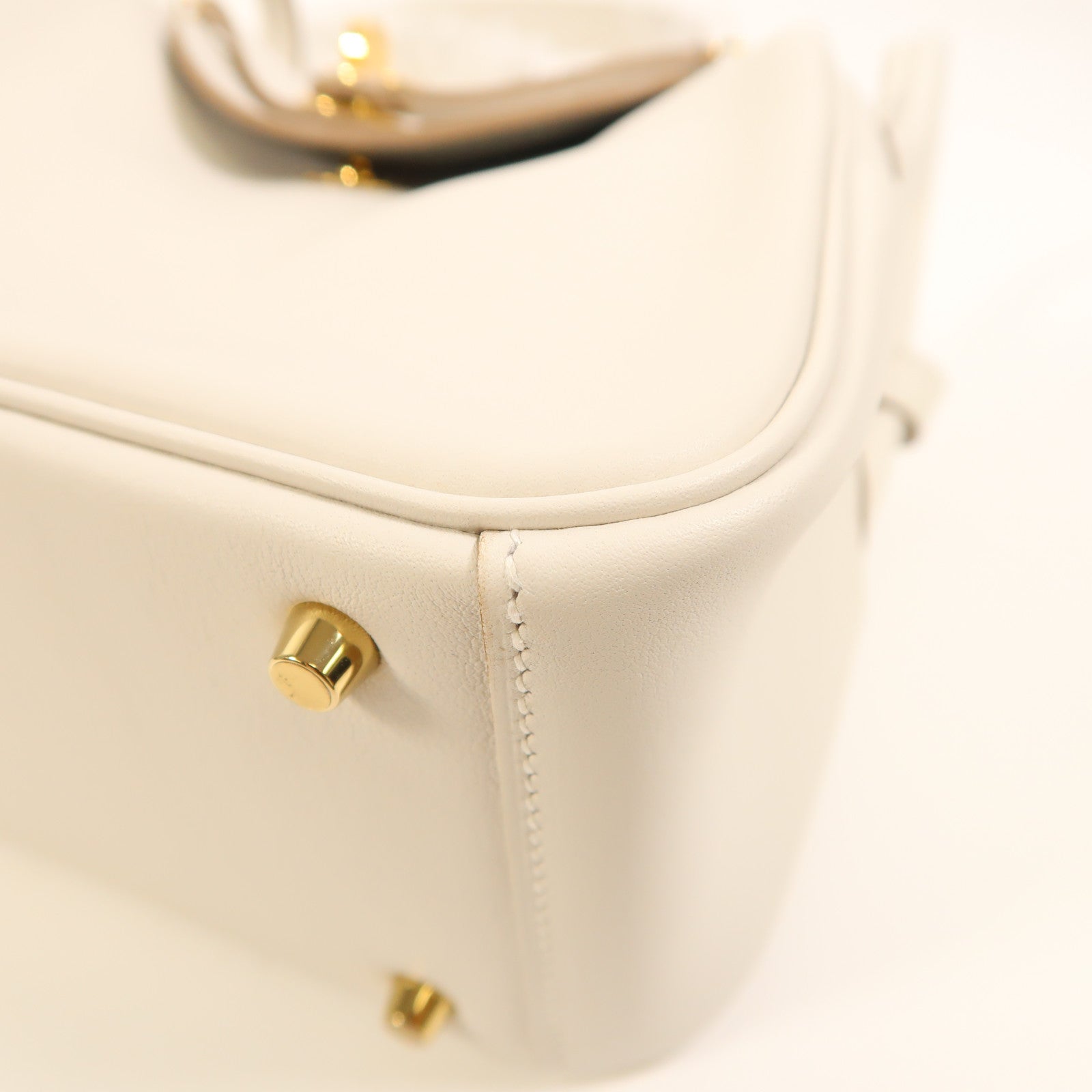 HERMES Swift皮革Mini Lindy金扣手挽肩背兩用袋Gris Meyer/Gris Pale