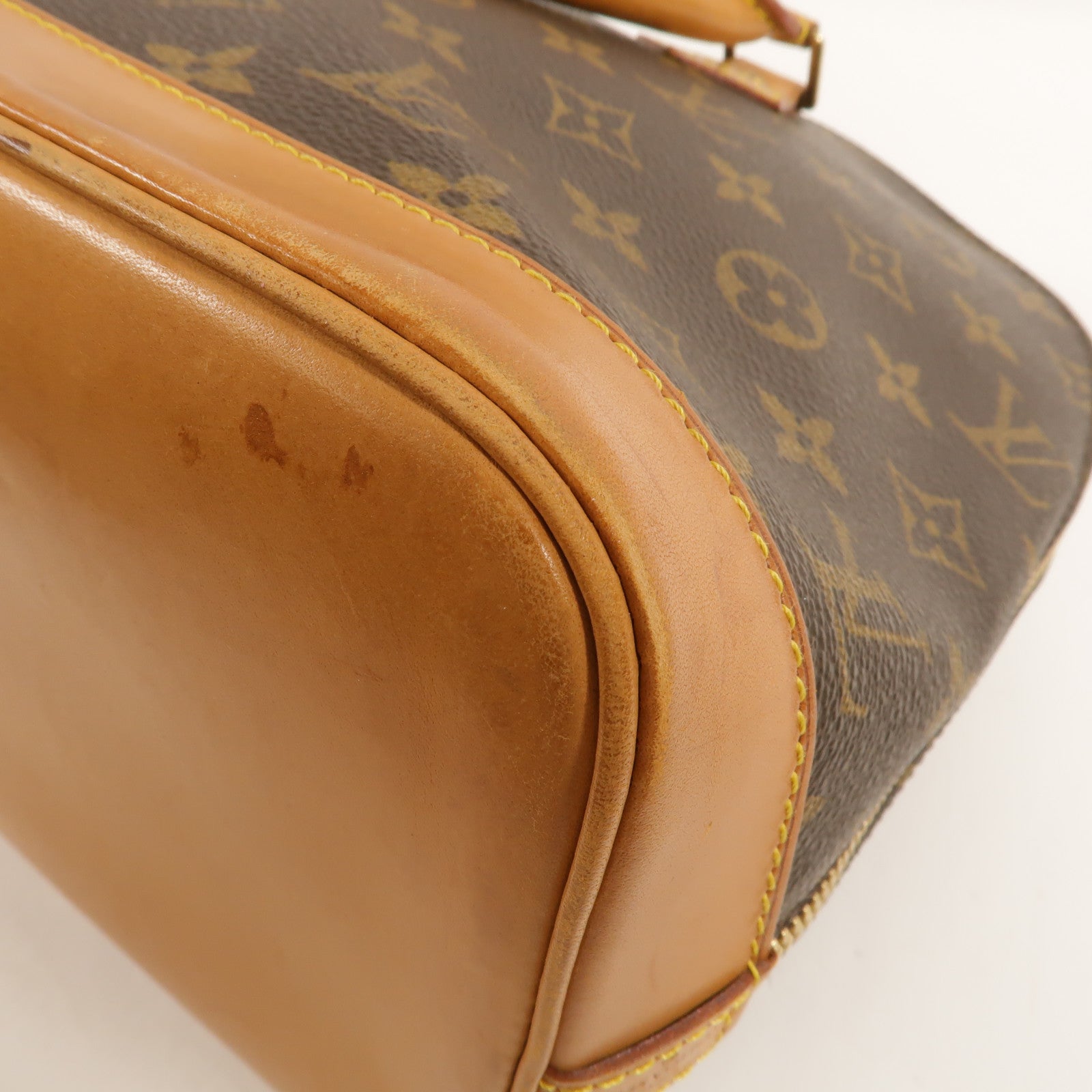 LOUIS VUITTON Monogram Alma金扣手挽袋棕色