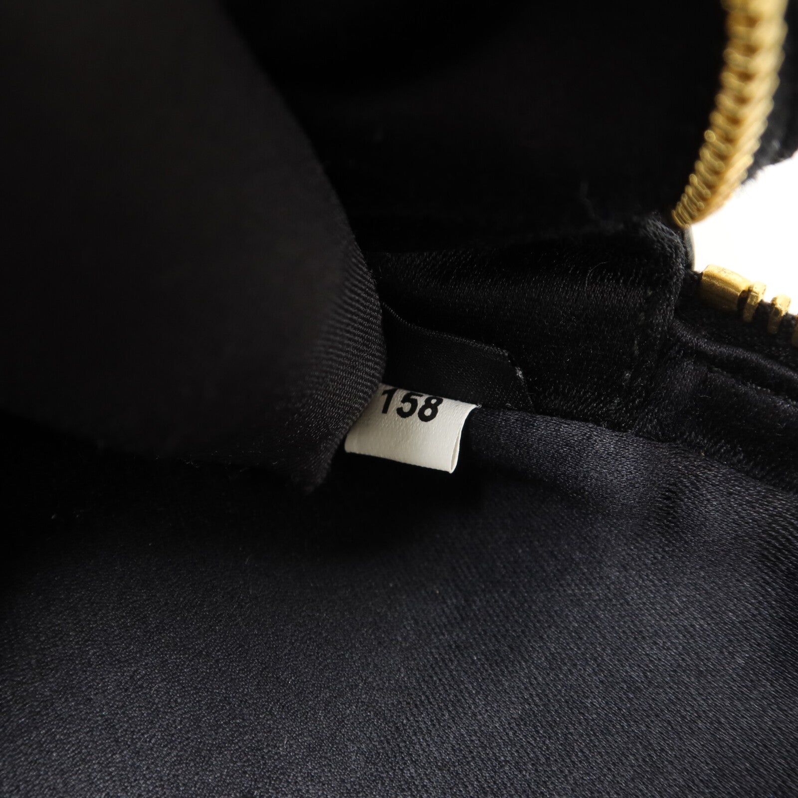Miu Miu 羊皮皮革Madras Cat Shoulder Bag肩背袋