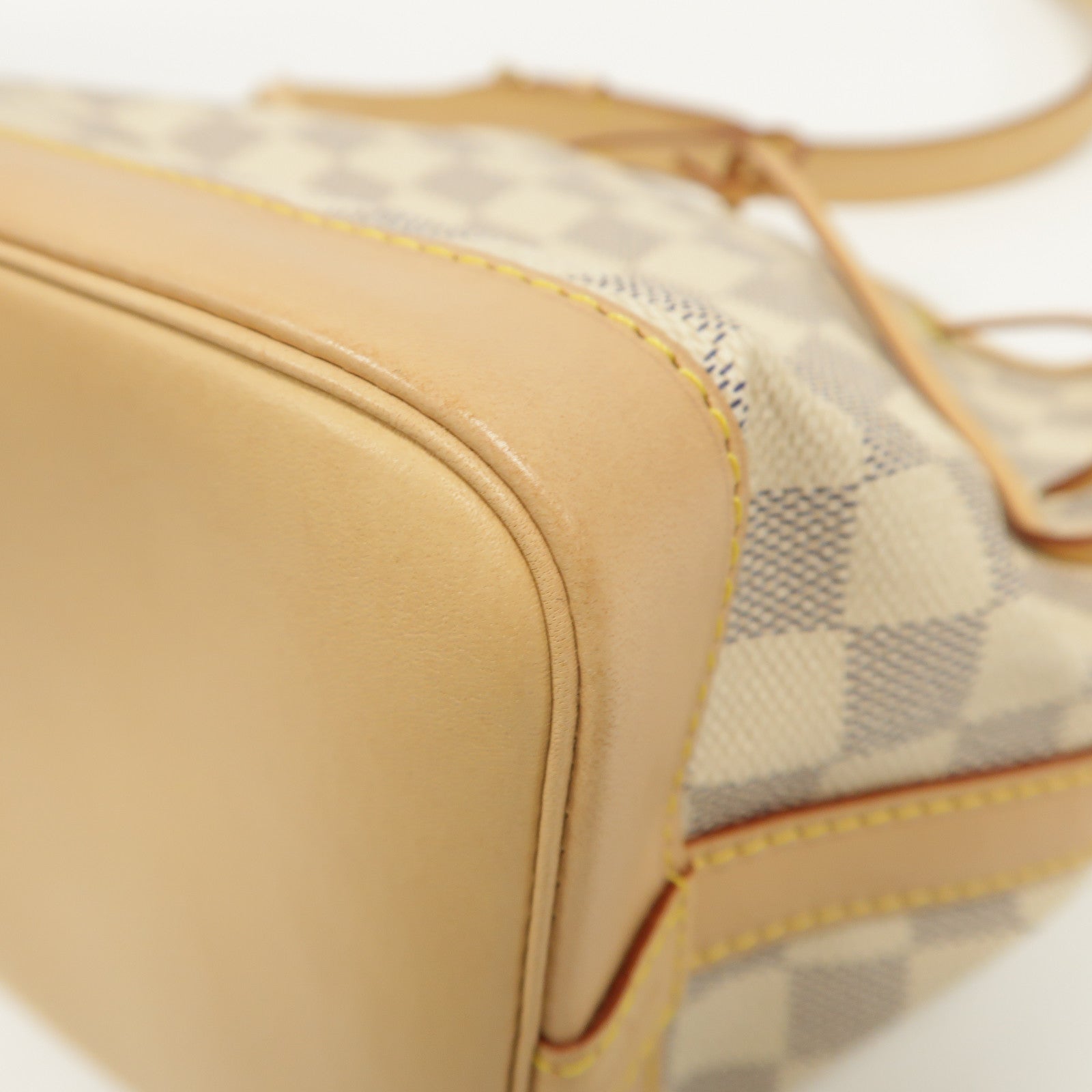 LOUIS VUITTON Damier Azur Noe BB金扣肩背袋白色