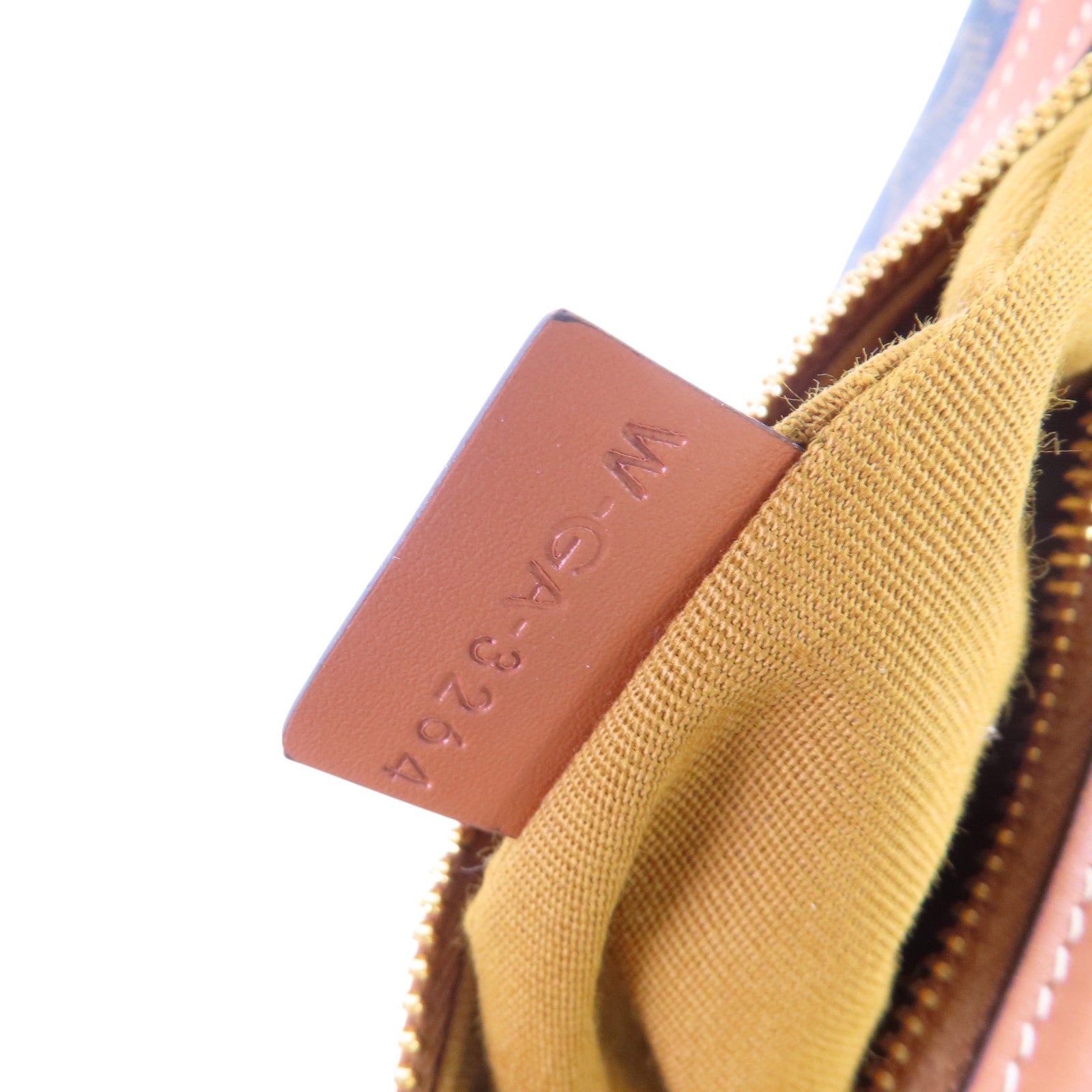 CELINE Triomphe帆布Small Heloise Shoulder Bag金扣肩背袋