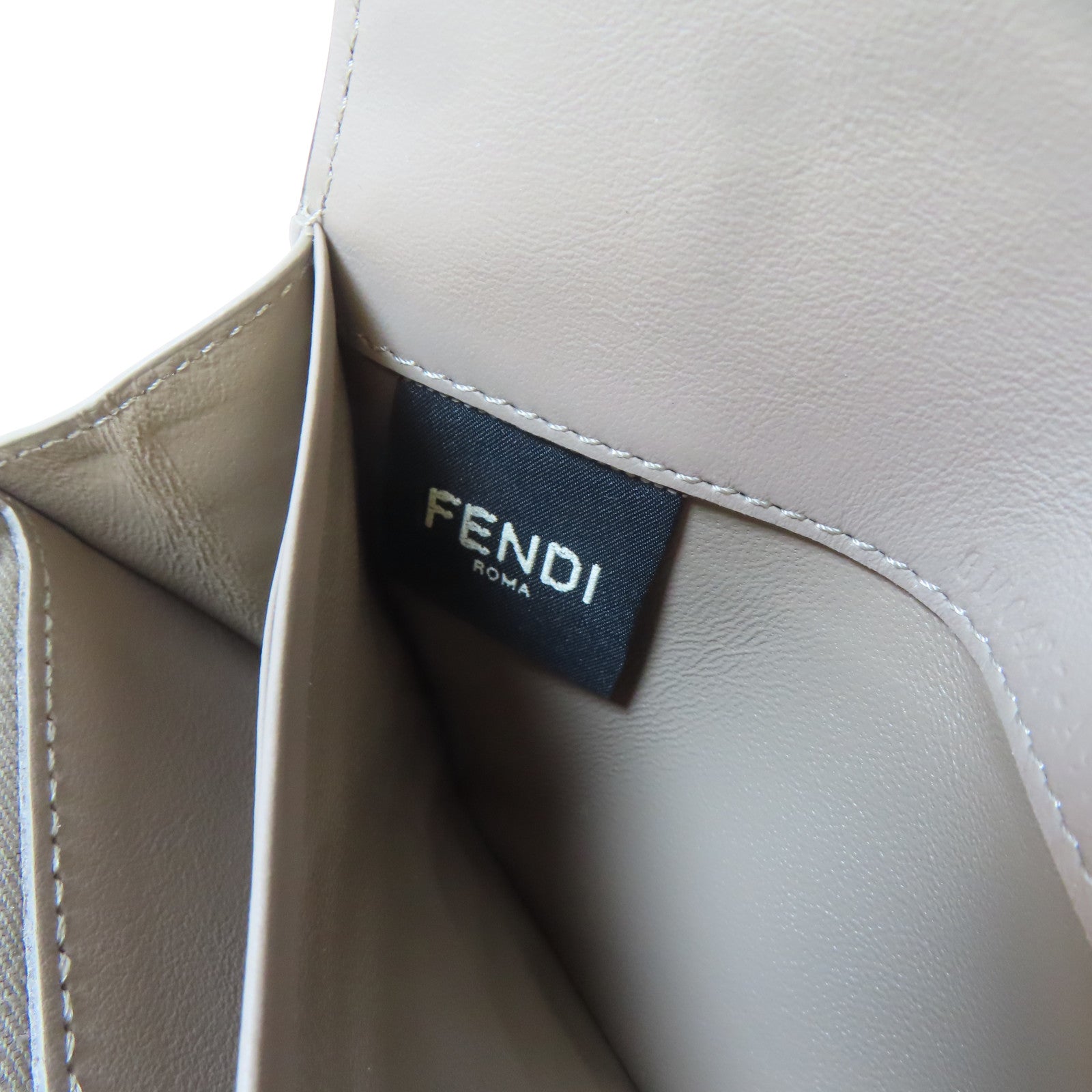 FENDI 牛皮皮革Long wallet銀扣錢包灰色