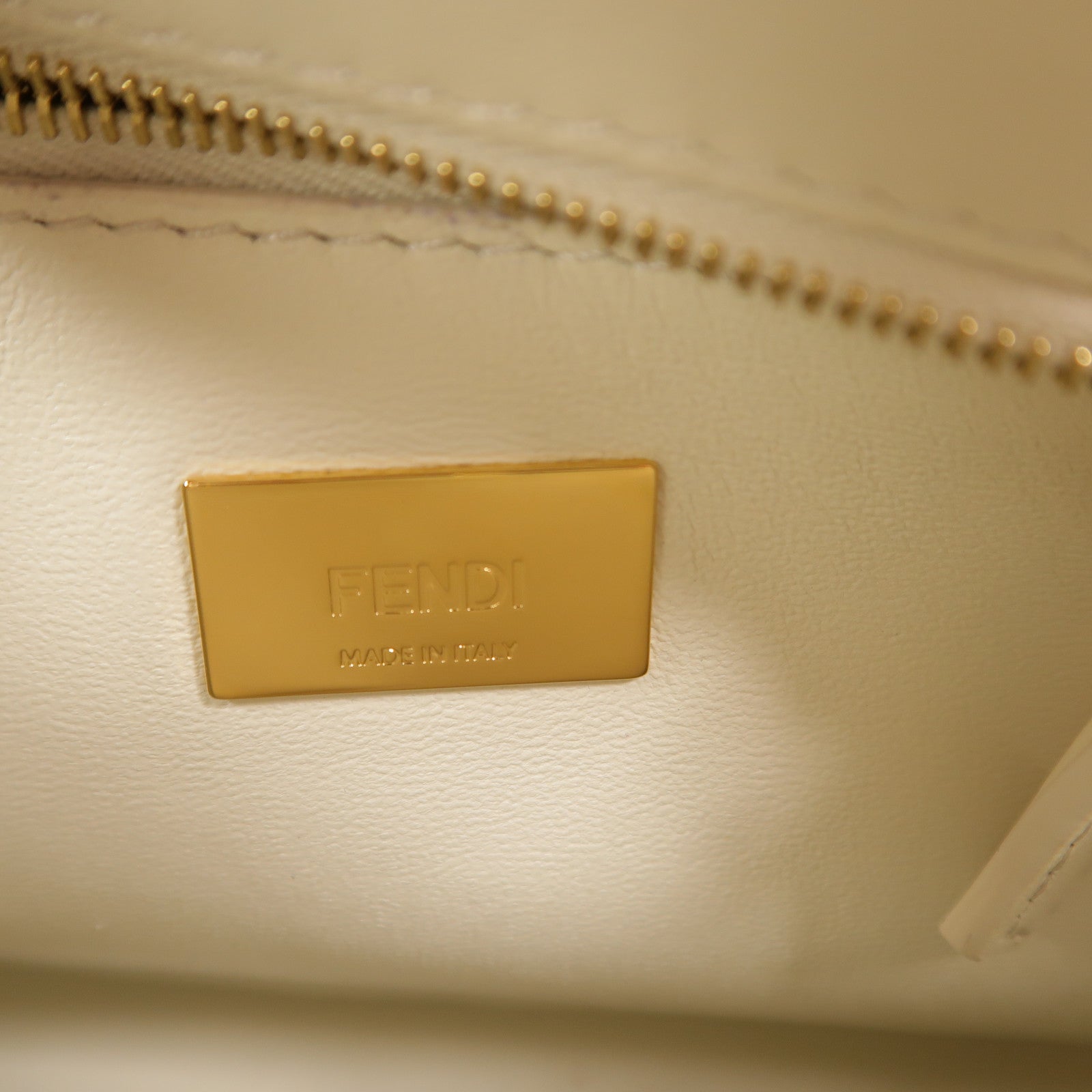 FENDI 羊皮皮革Peekaboo XS手挽肩背兩用袋