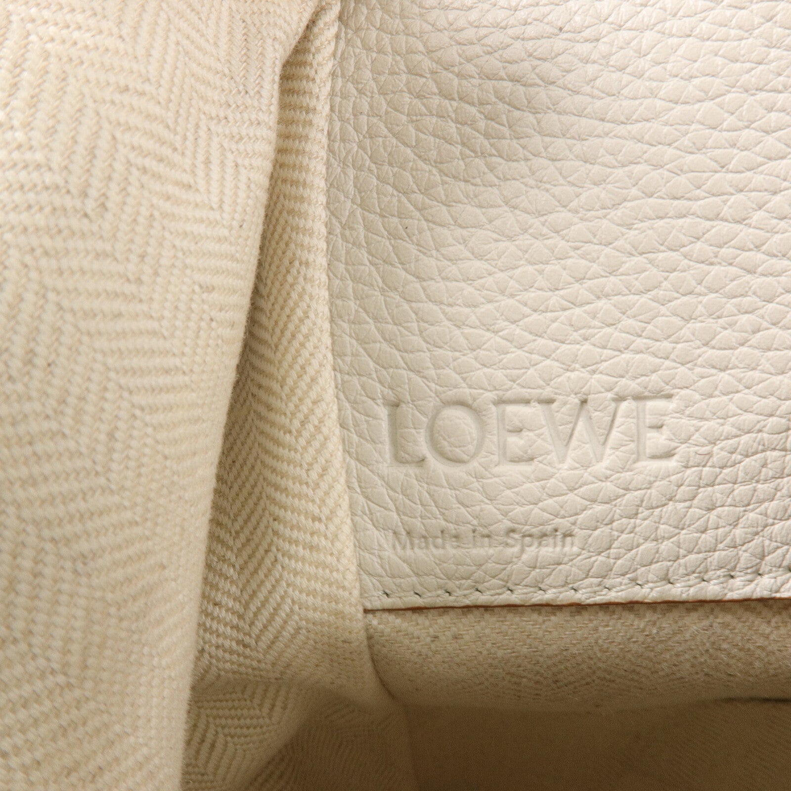 LOEWE 牛皮皮革Hammock Small手挽肩背兩用袋