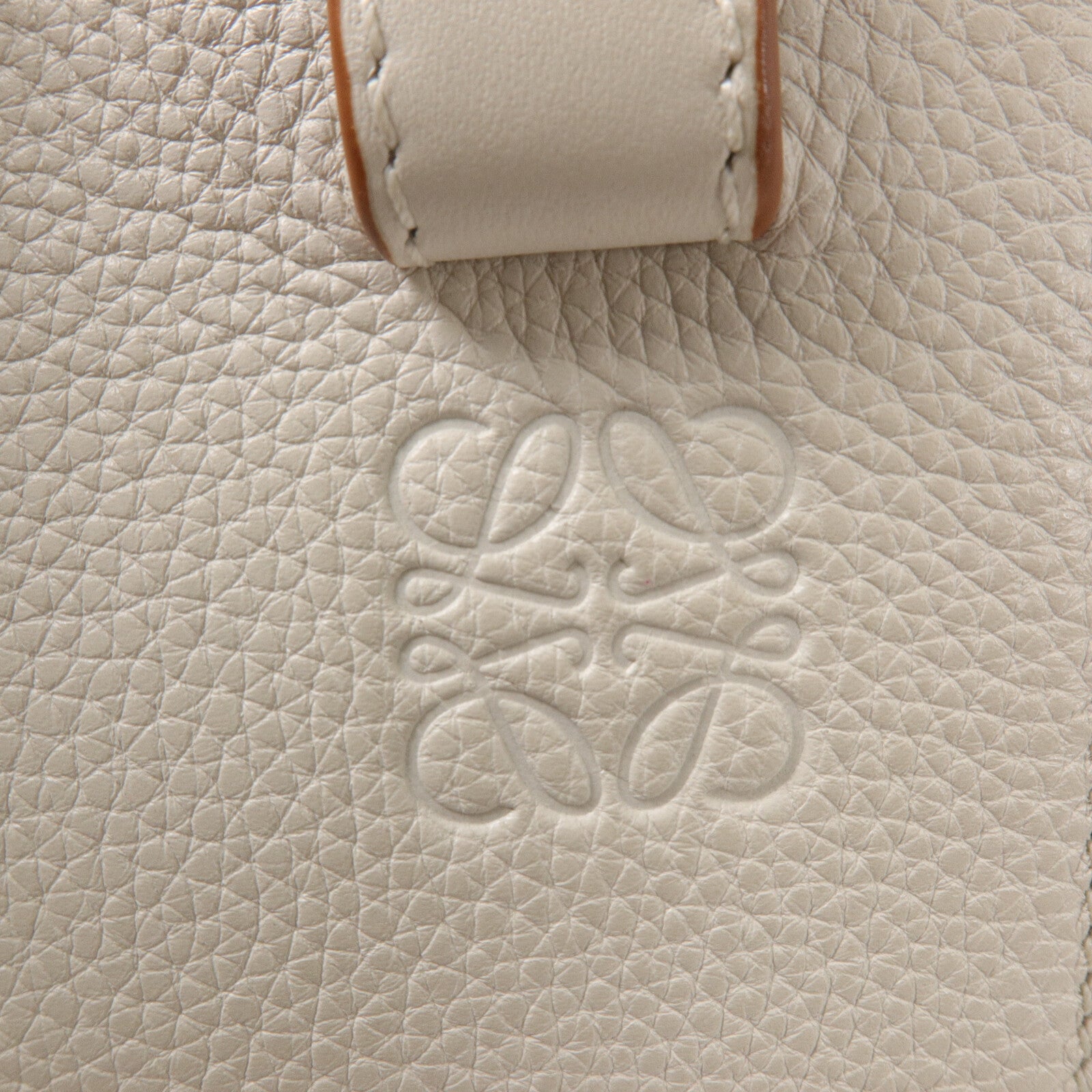 LOEWE 牛皮皮革Hammock Small手挽肩背兩用袋