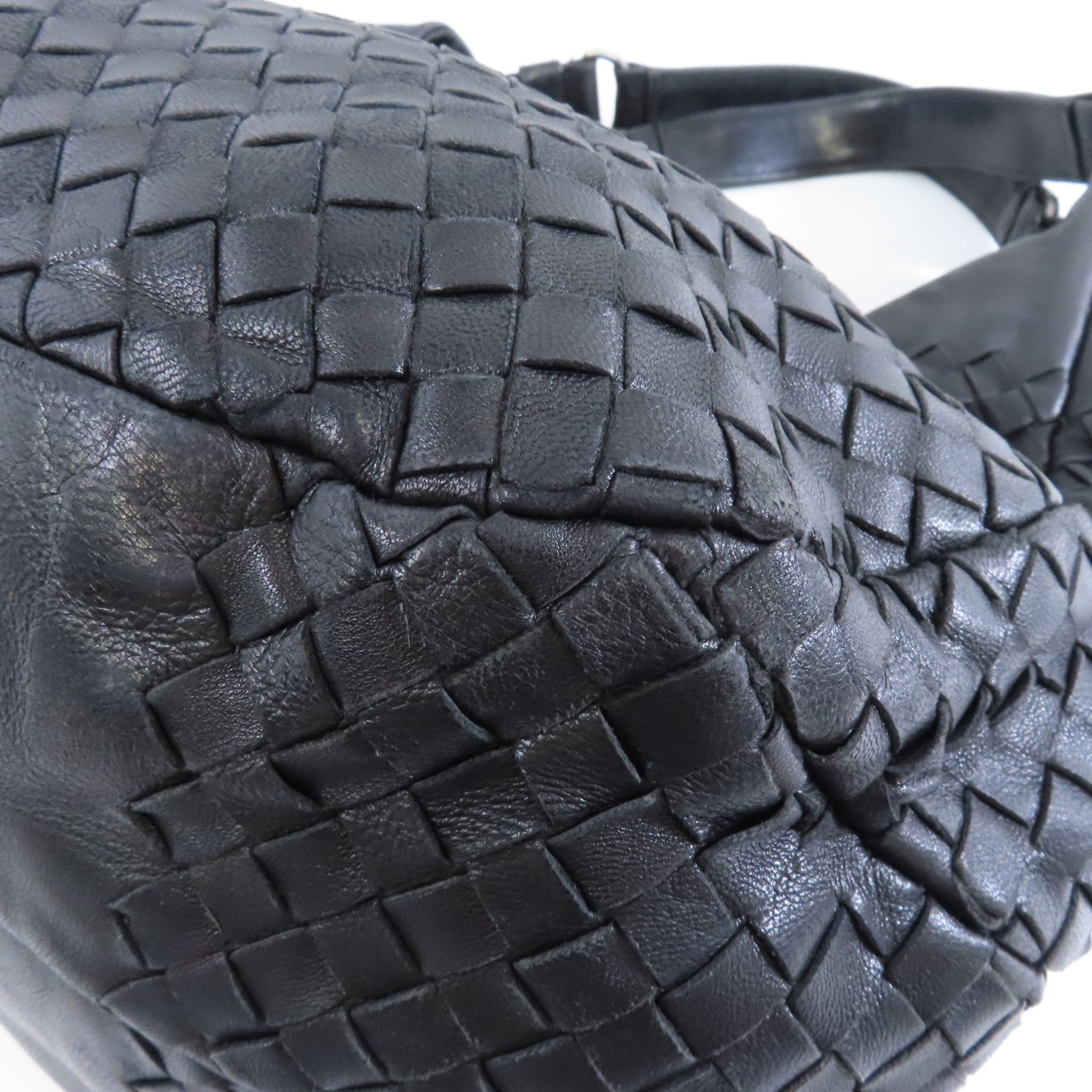 BOTTEGA VENETA 織紋皮革Campana Shoulder Bag銀扣肩背袋黑色