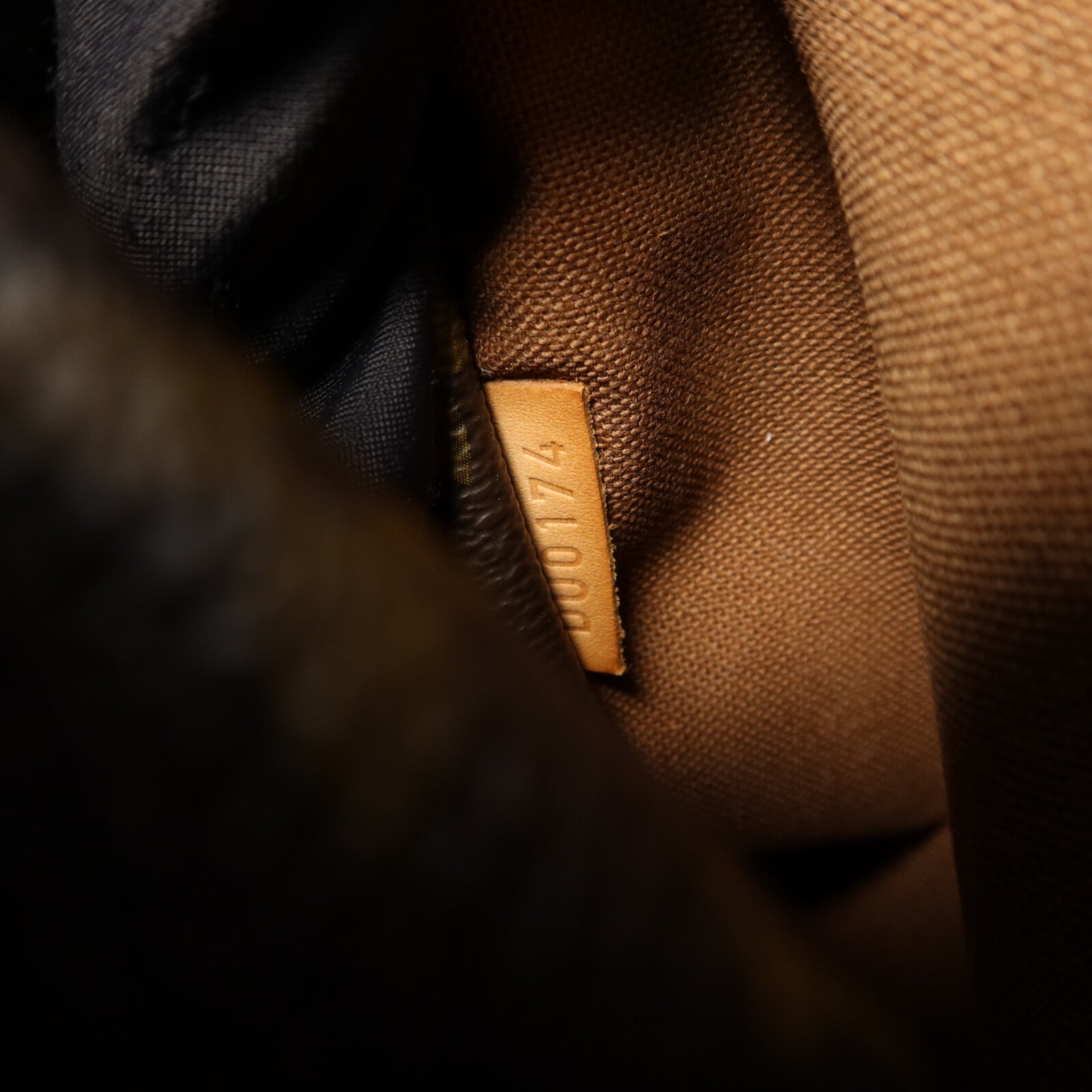 LOUIS VUITTON Monogram Totally MM金扣肩背袋棕色