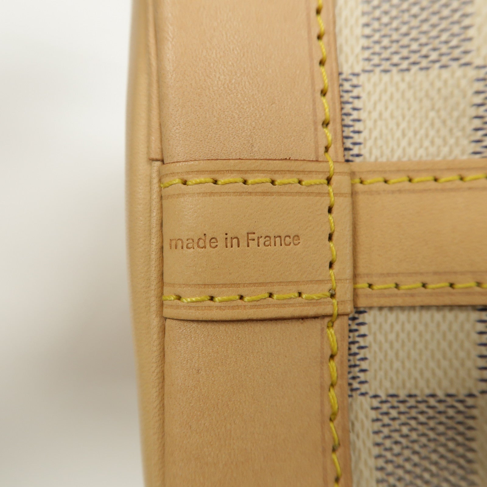 LOUIS VUITTON Damier Azur Noe BB金扣肩背袋白色