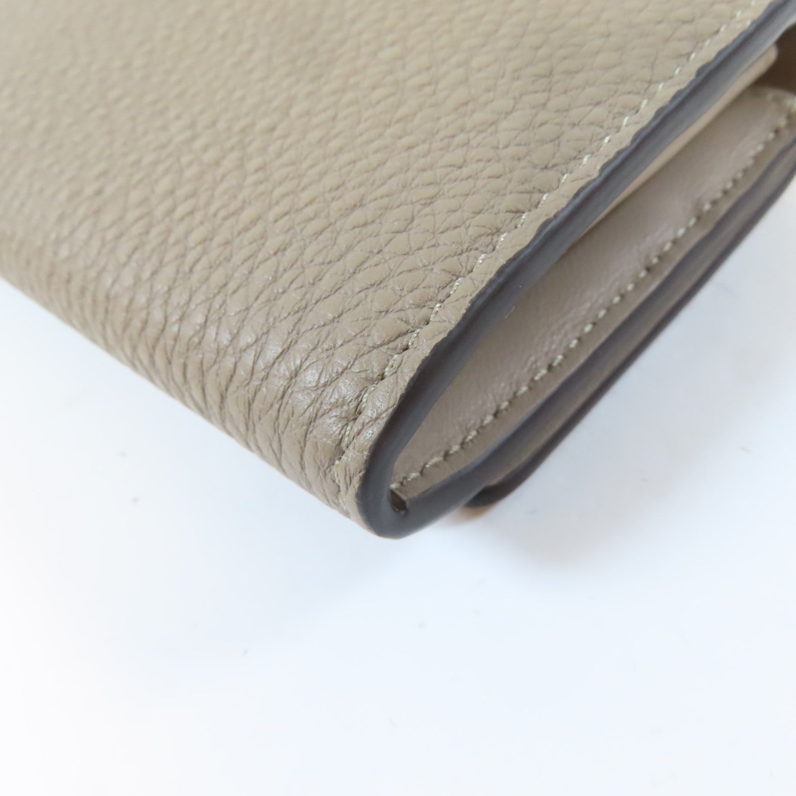 FENDI 牛皮皮革Long wallet銀扣錢包灰色