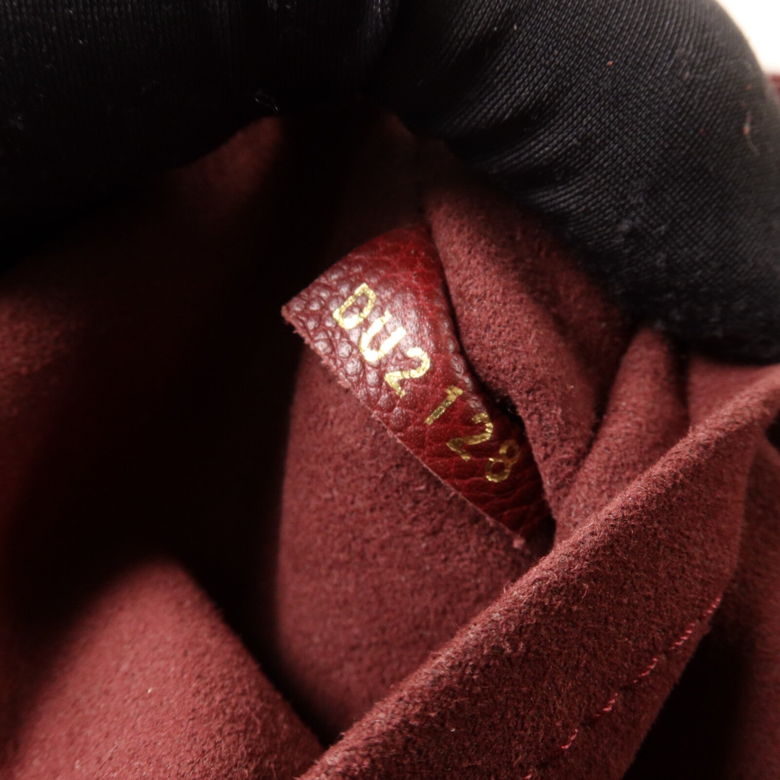 LOUIS VUITTON Monogram Surene MM鏈帶肩背袋