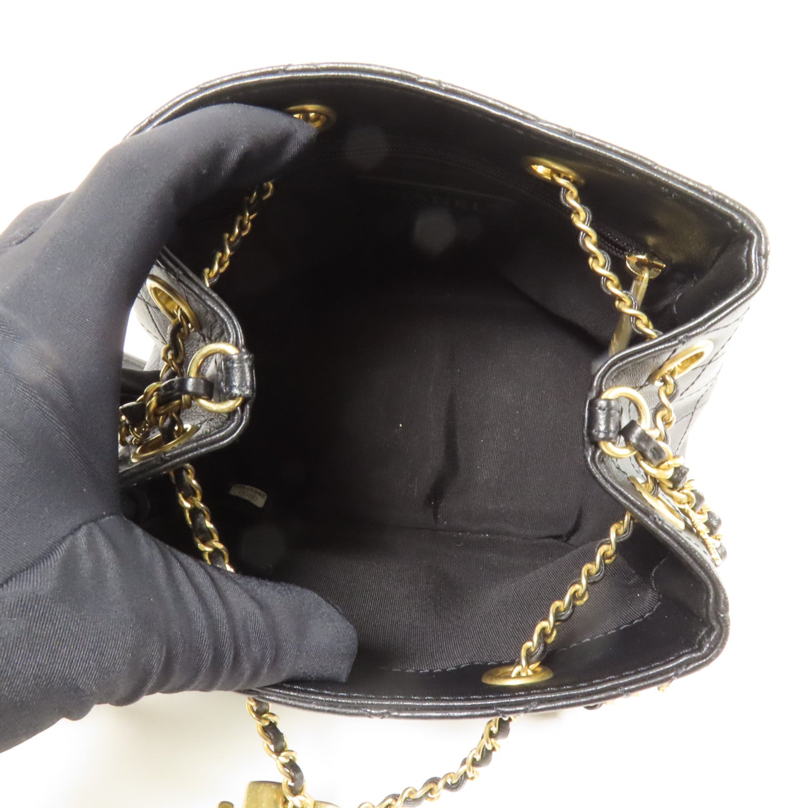 CHANEL 牛皮皮革Bucket Bag金扣肩背袋