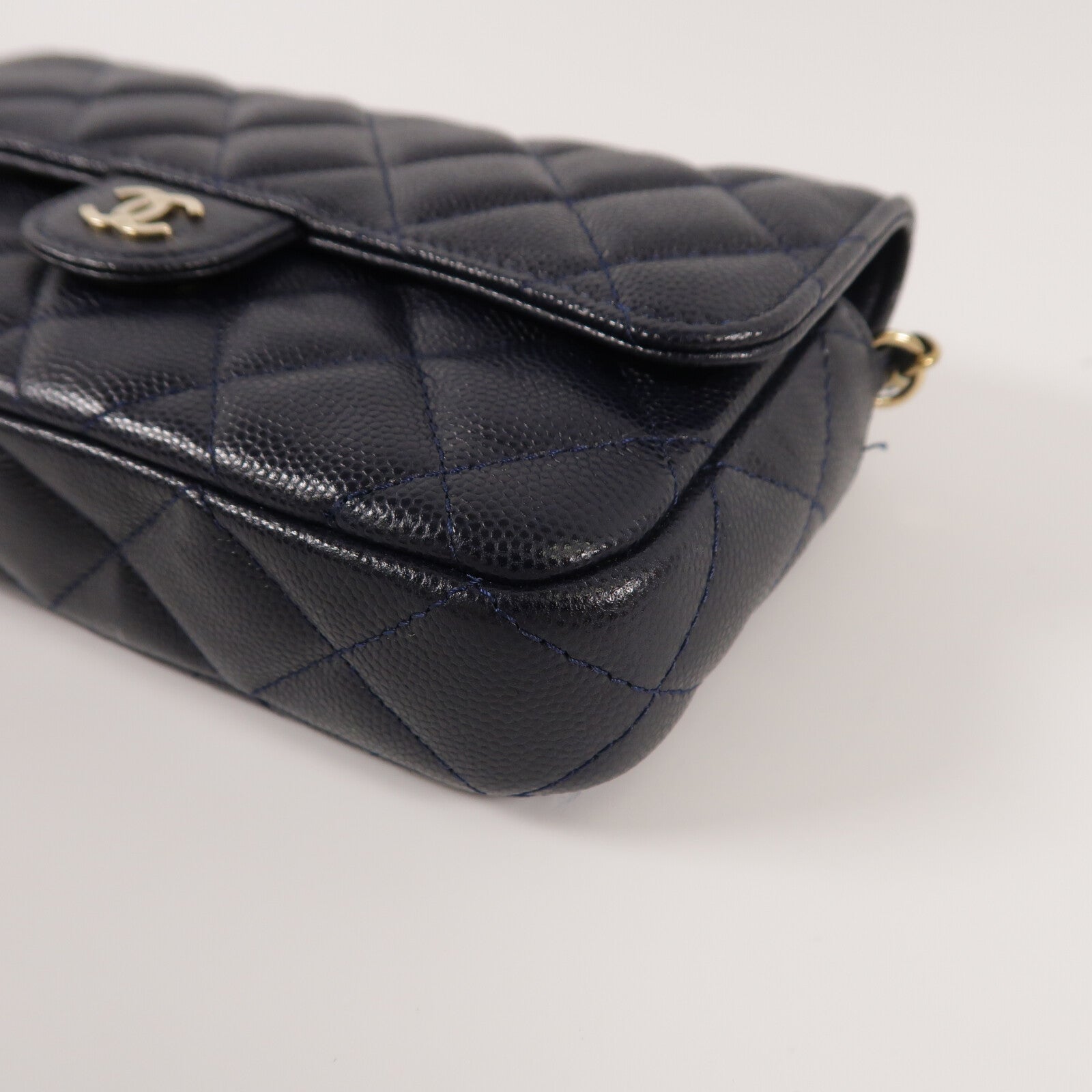 CHANEL 牛皮皮革Phone Bag鏈帶肩背袋
