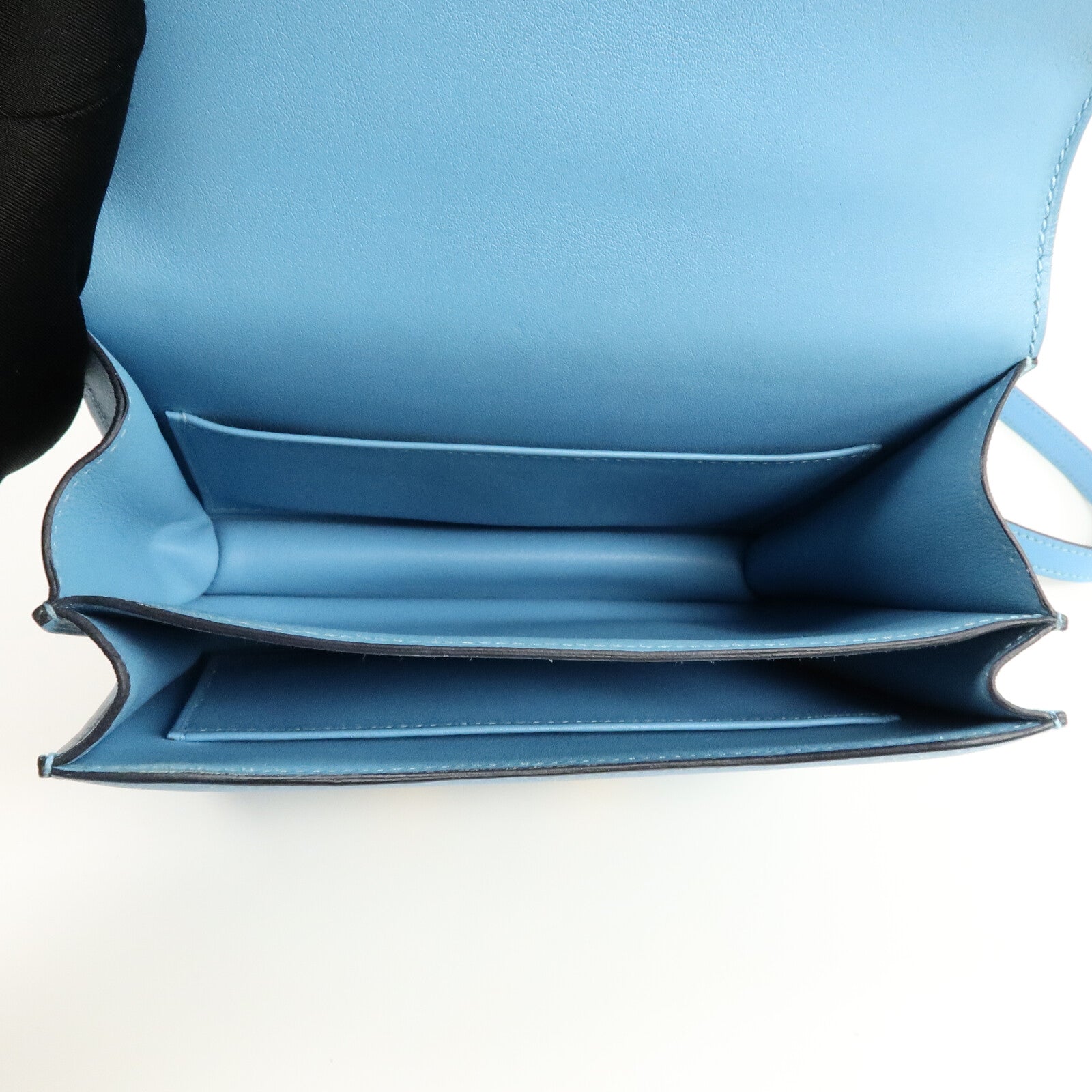 HERMES Swift皮革Constance Mini肩背袋Bleu Du Nord