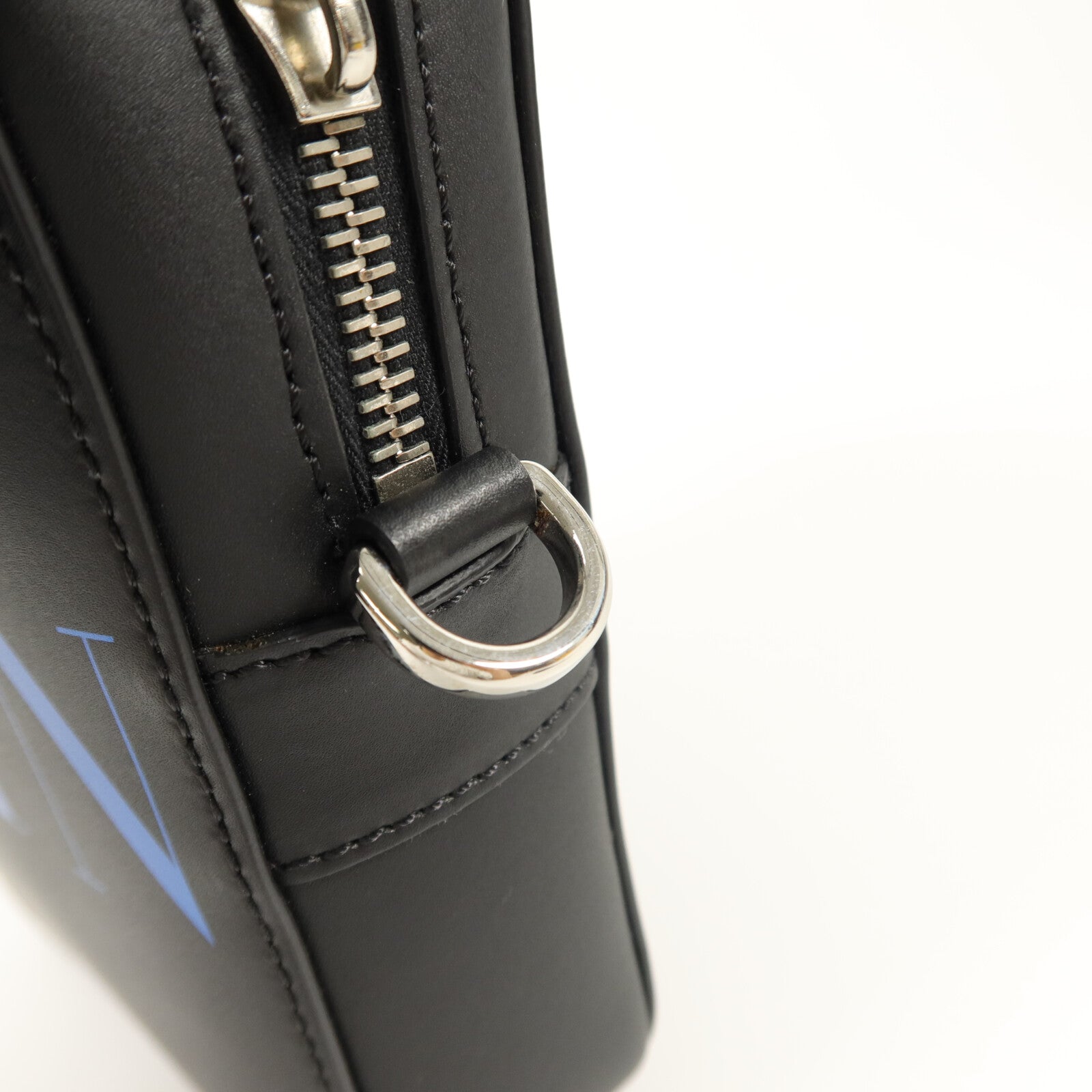 Valentino 牛皮皮革Shoulder Bag肩背袋
