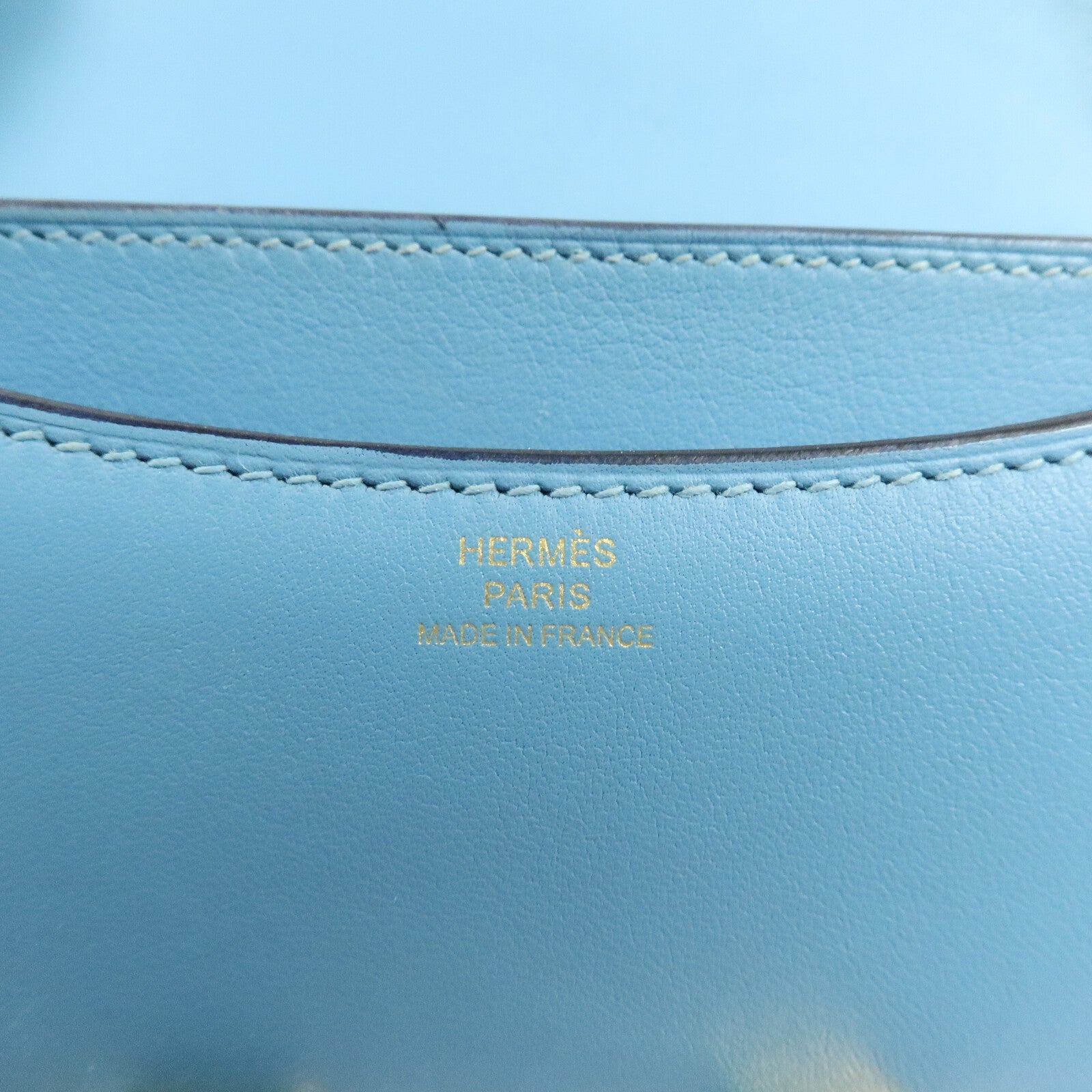HERMES Swift皮革Constance Mini肩背袋Bleu Du Nord