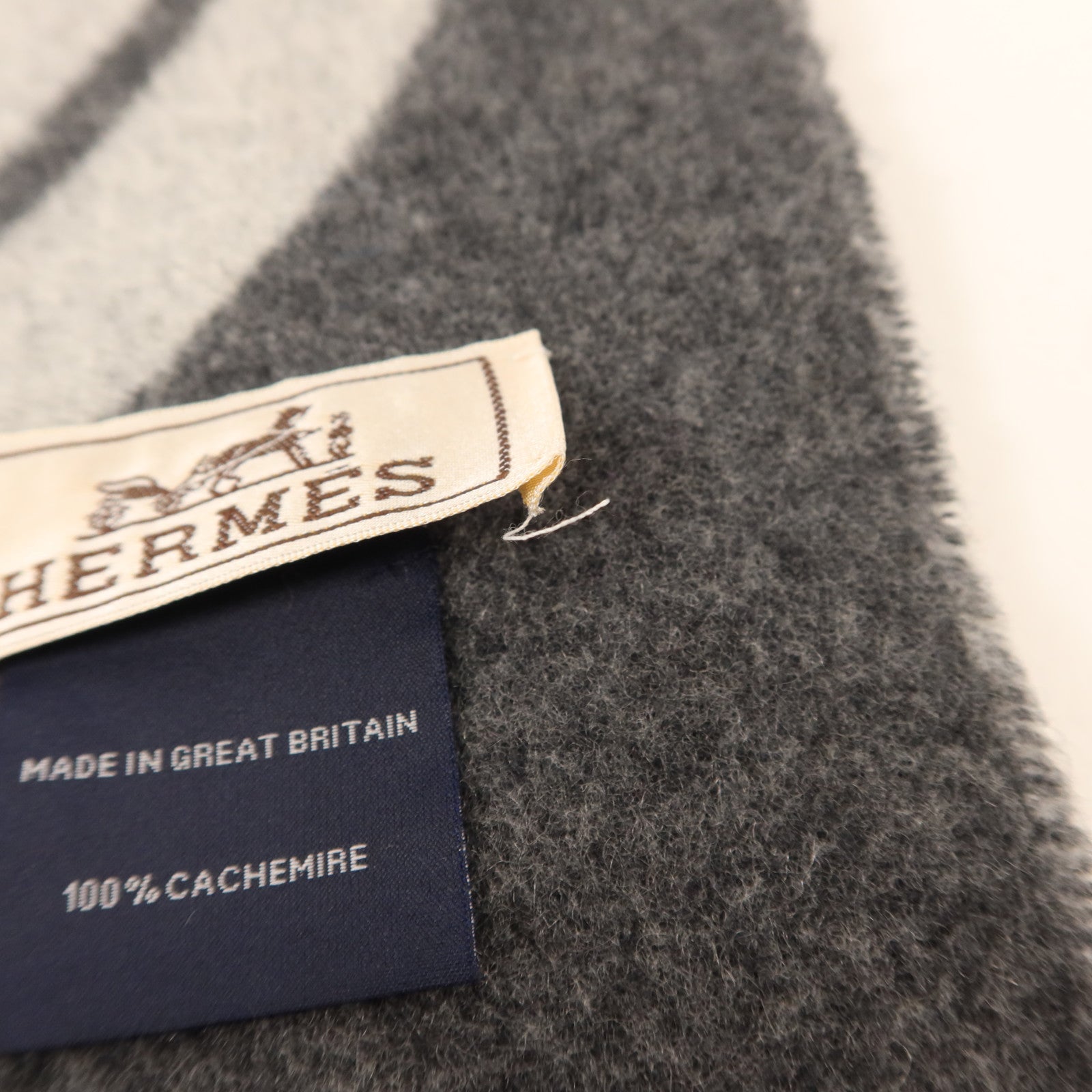 HERMES 【激減優惠】羊絨Scarf圍巾