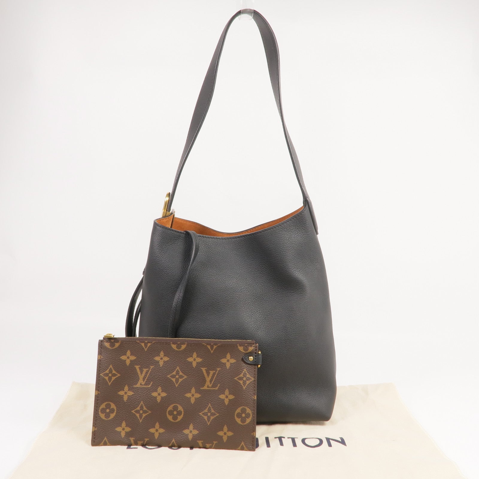 LOUIS VUITTON 牛皮皮革Low Key Hobo PM金扣肩背袋