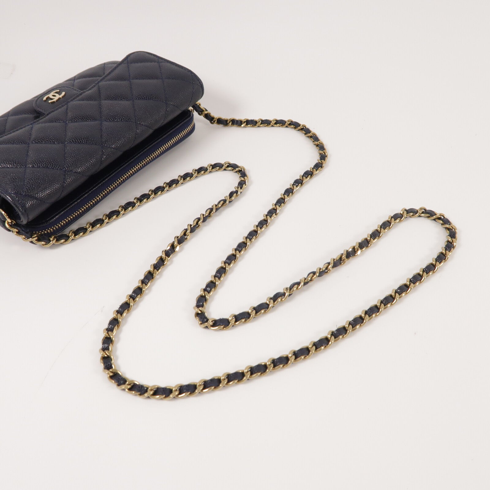 CHANEL 牛皮皮革Phone Bag鏈帶肩背袋