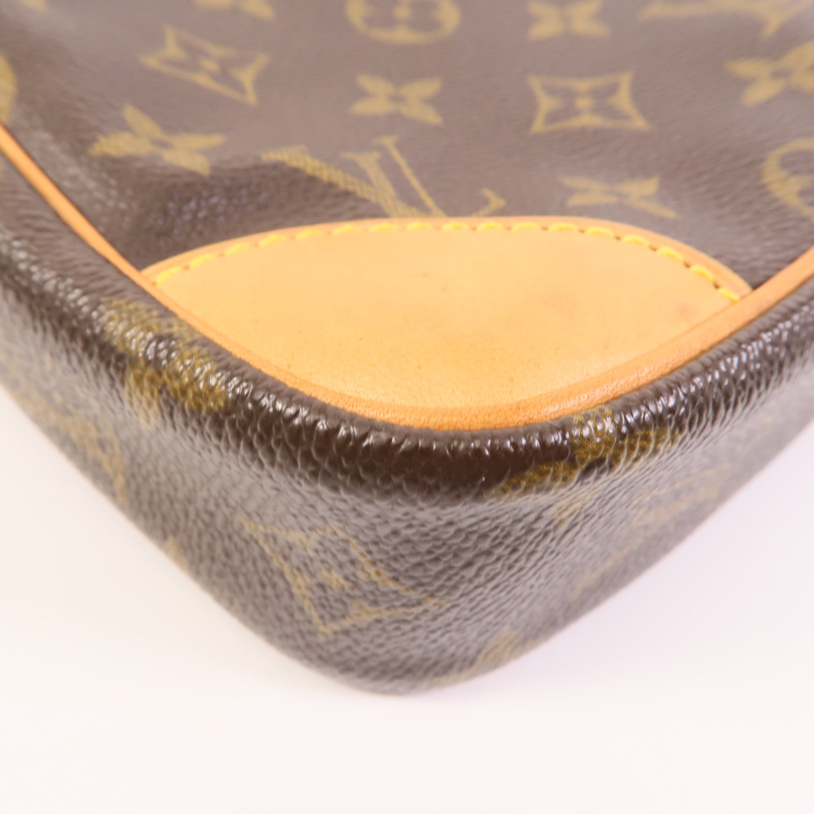 LOUIS VUITTON Monogram Danube金扣肩背袋