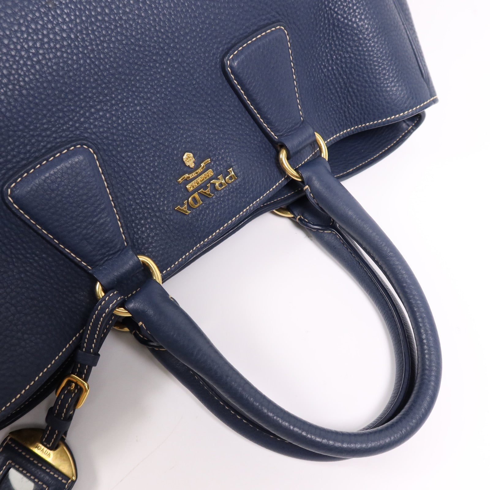 PRADA 牛皮皮革Shoulder Bag金扣肩背袋