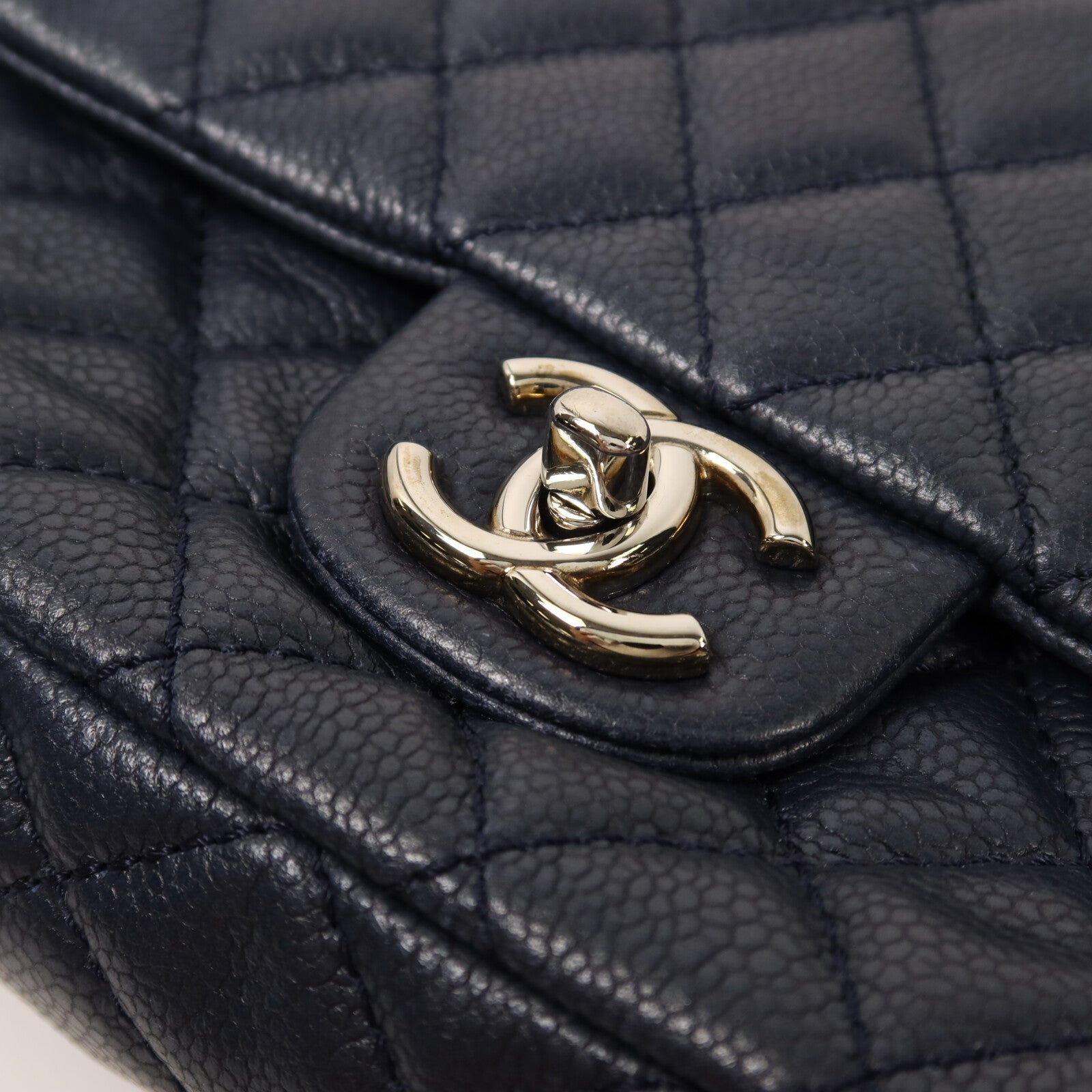 CHANEL 牛皮皮革Classic 25銀扣鏈帶肩背袋