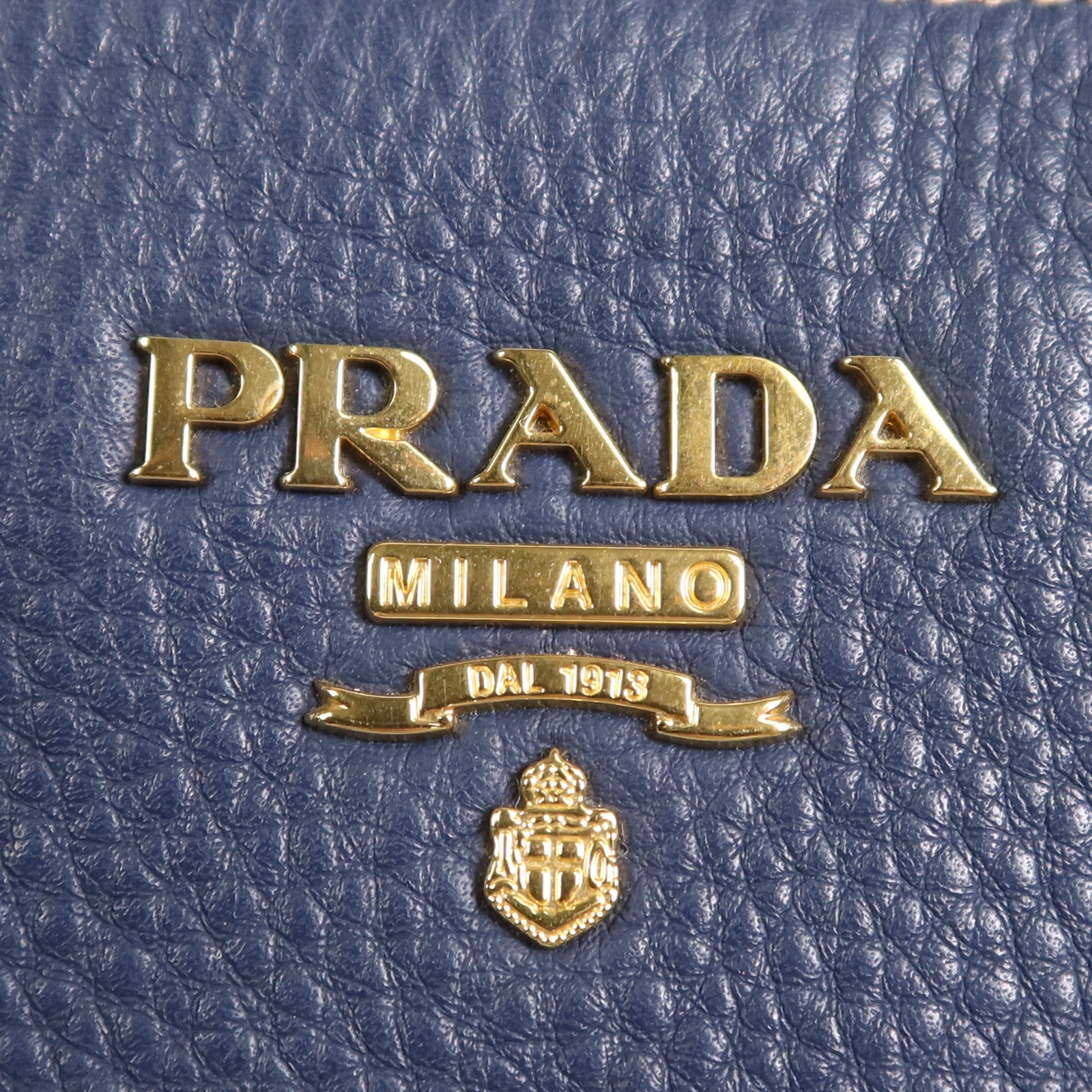 PRADA 牛皮皮革Shoulder Bag金扣肩背袋