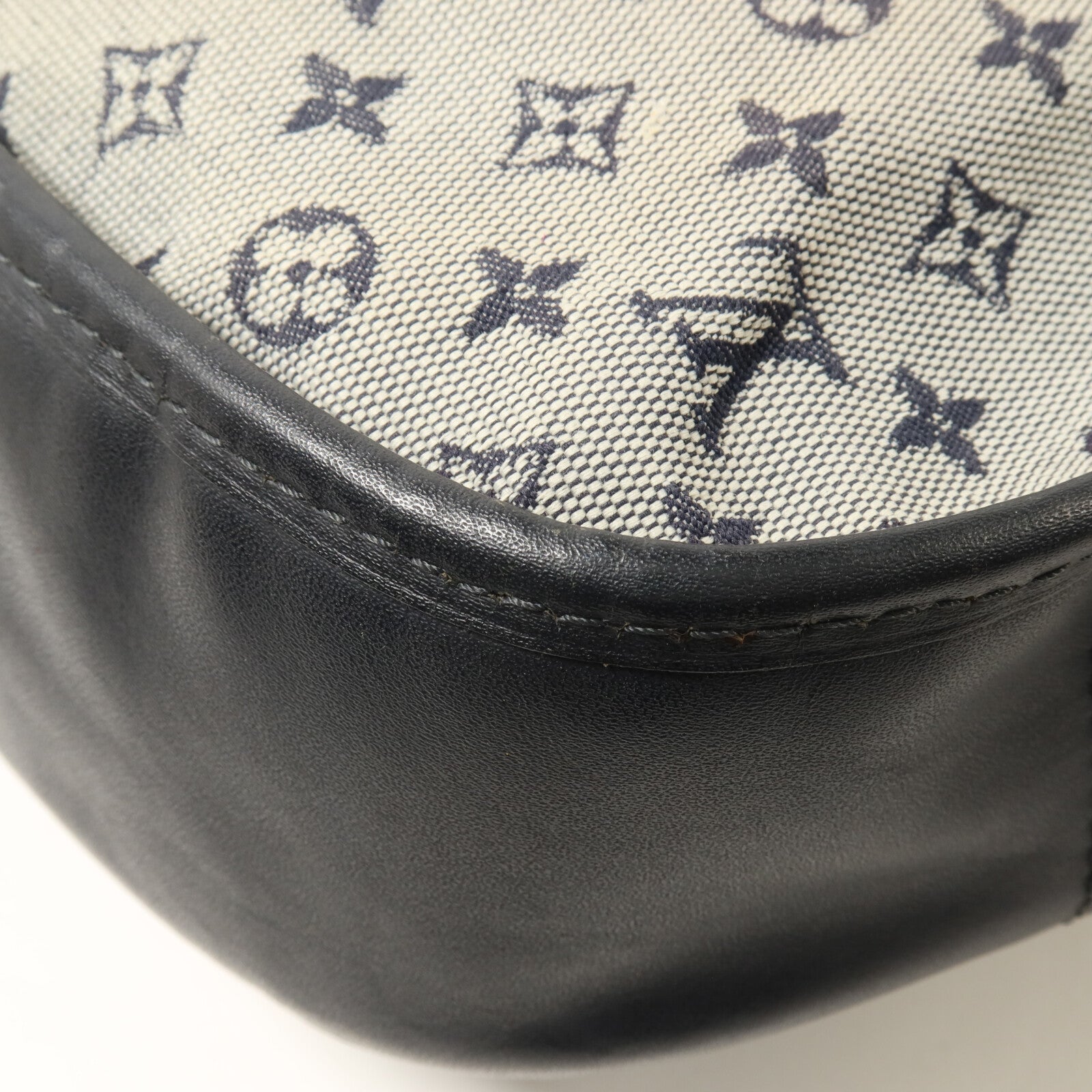 LOUIS VUITTON Monogram Mini Berangere肩背袋