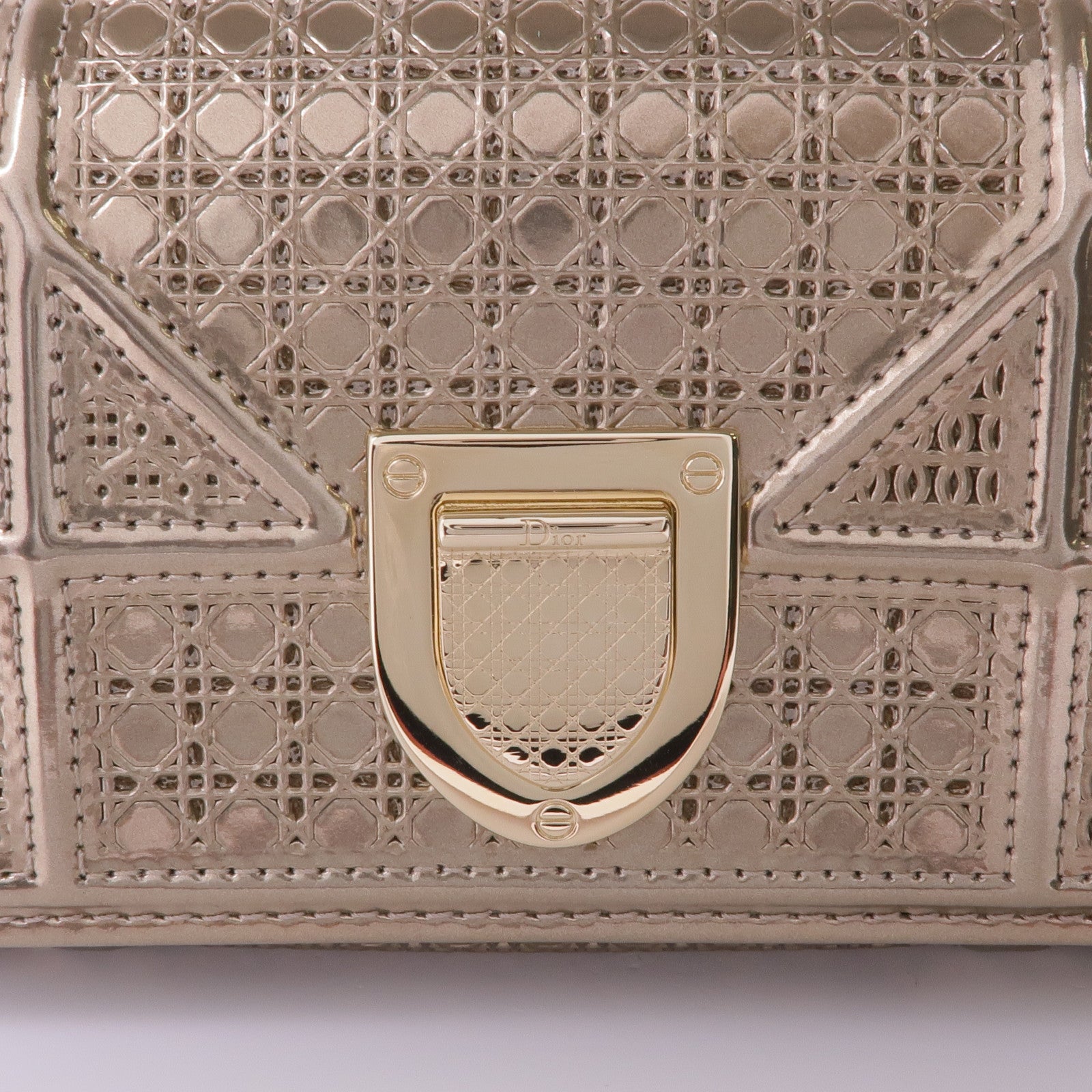 Dior 漆皮皮革Diorama金扣錢包