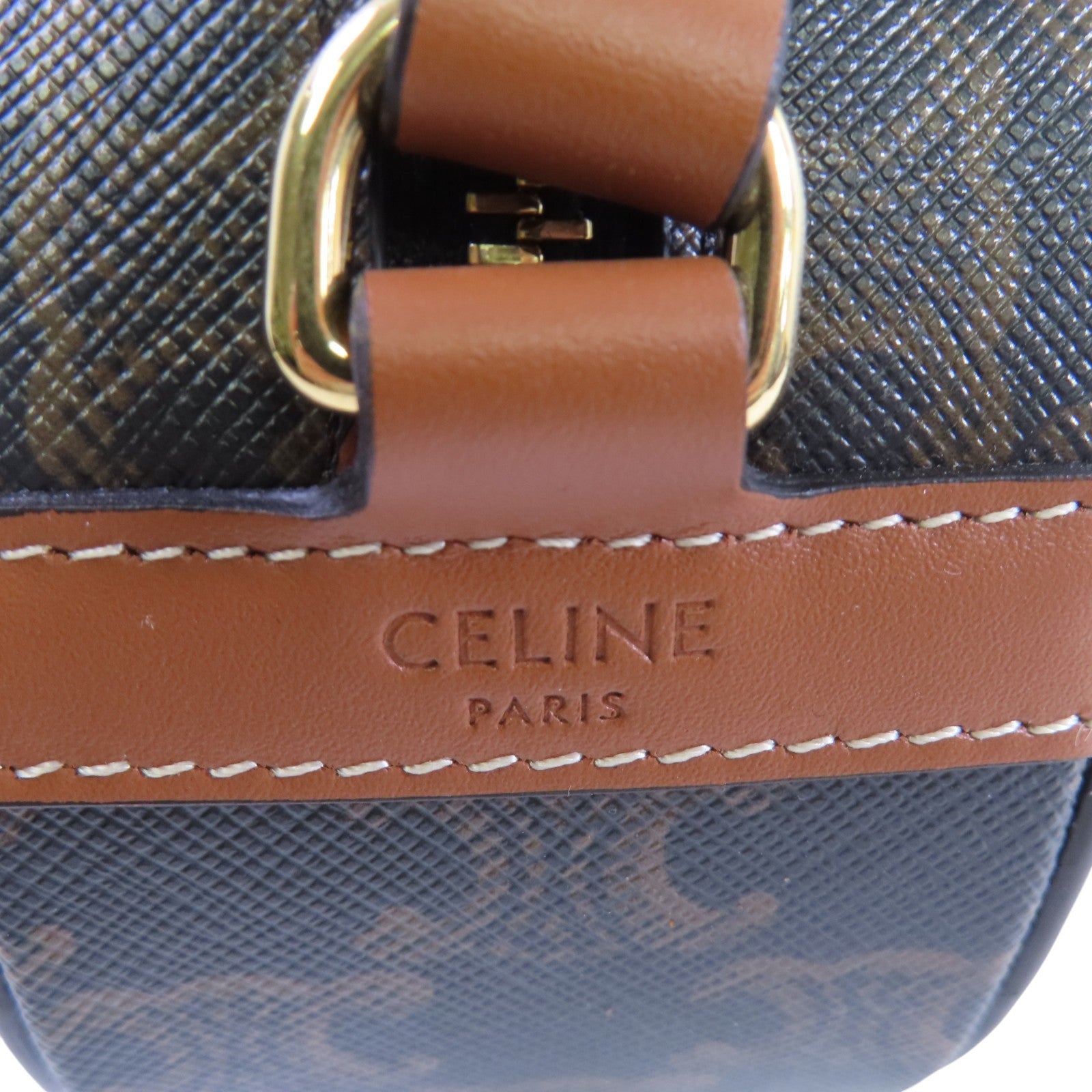 CELINE Triomphe帆布Triomphe Oval Shoulder Bag金扣肩背袋