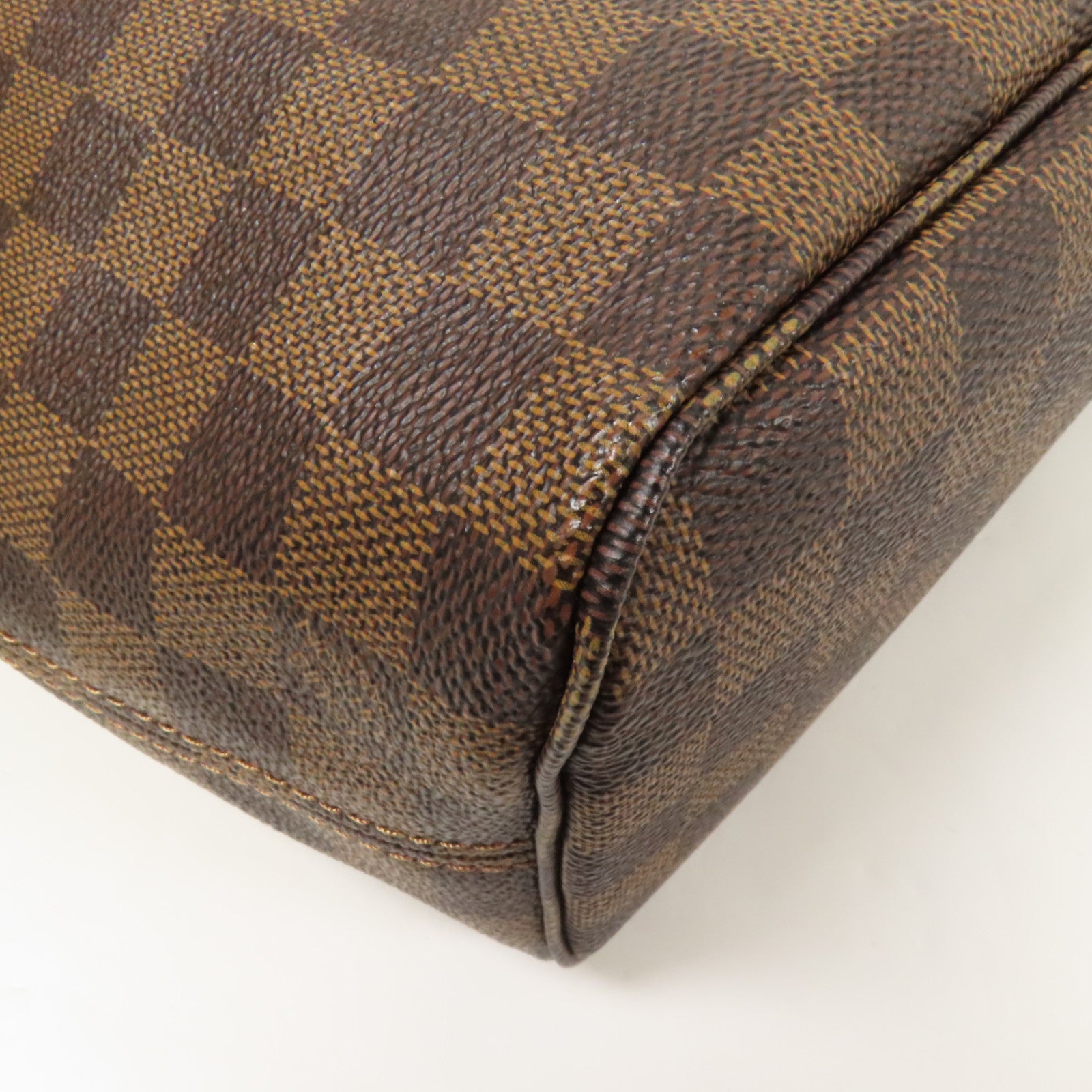 LOUIS VUITTON Damier Neverfull PM金扣手挽袋