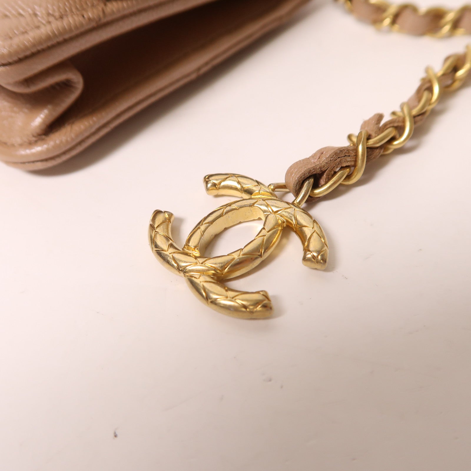CHANEL 牛皮皮革Wallet On Chain金扣肩背袋