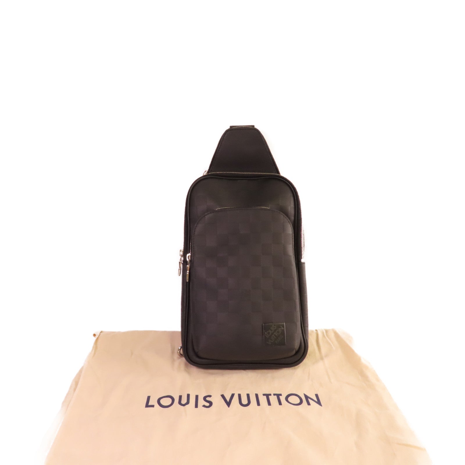 LOUIS VUITTON Damier Infini Avenue Slingbag銀扣肩背袋黑色