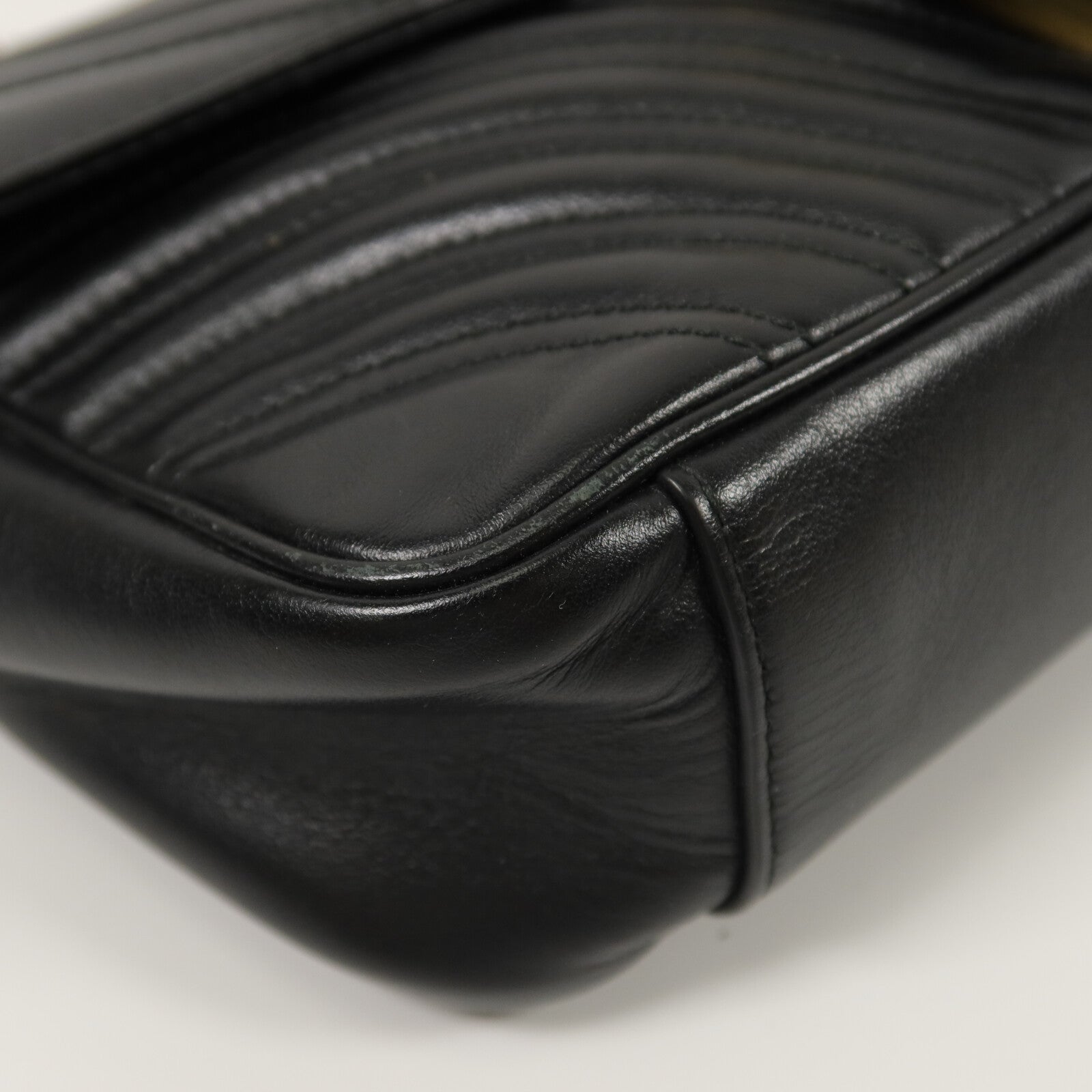 GUCCI GG Marmont Shoulder Bag鏈帶肩背袋