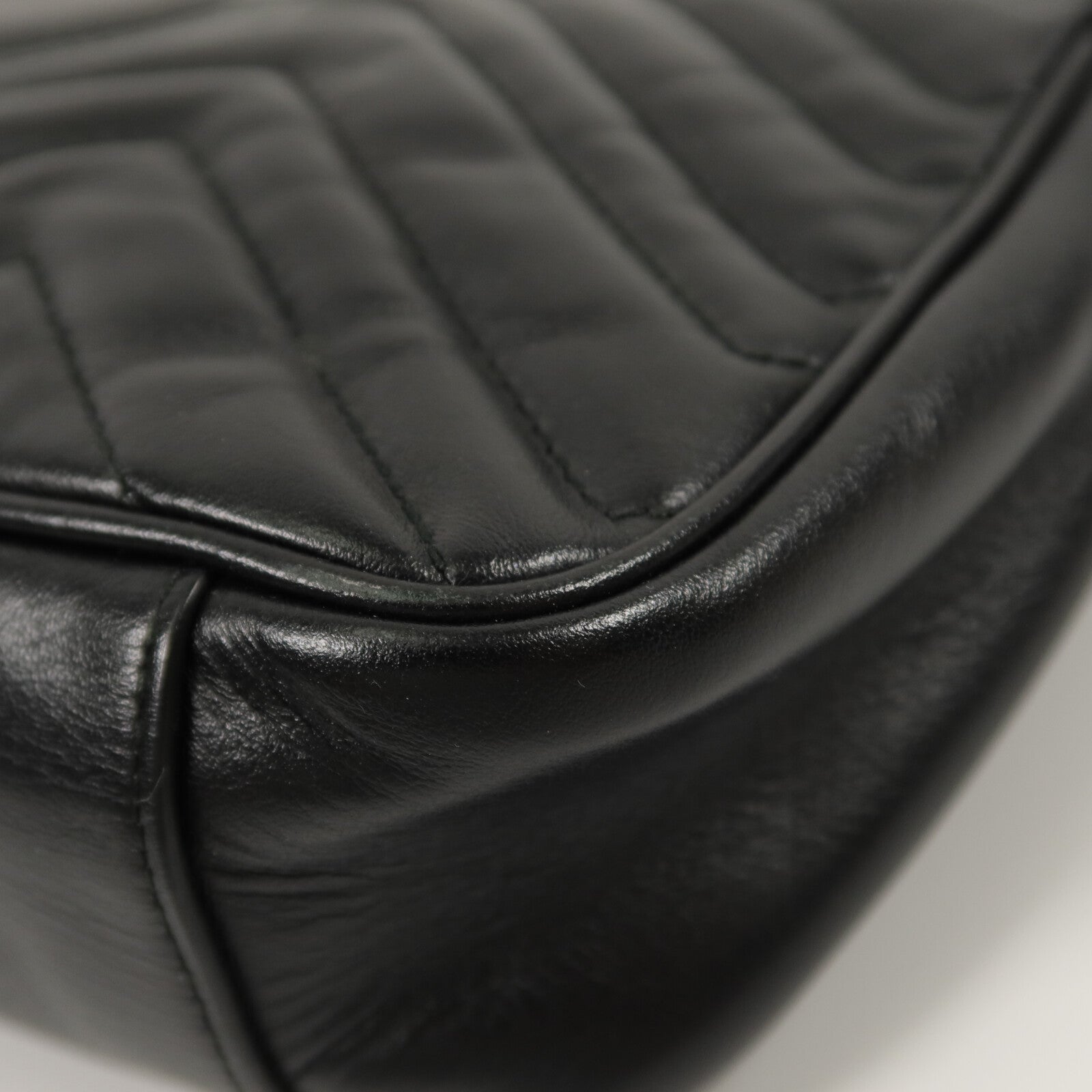 GUCCI GG Marmont Shoulder Bag鏈帶肩背袋