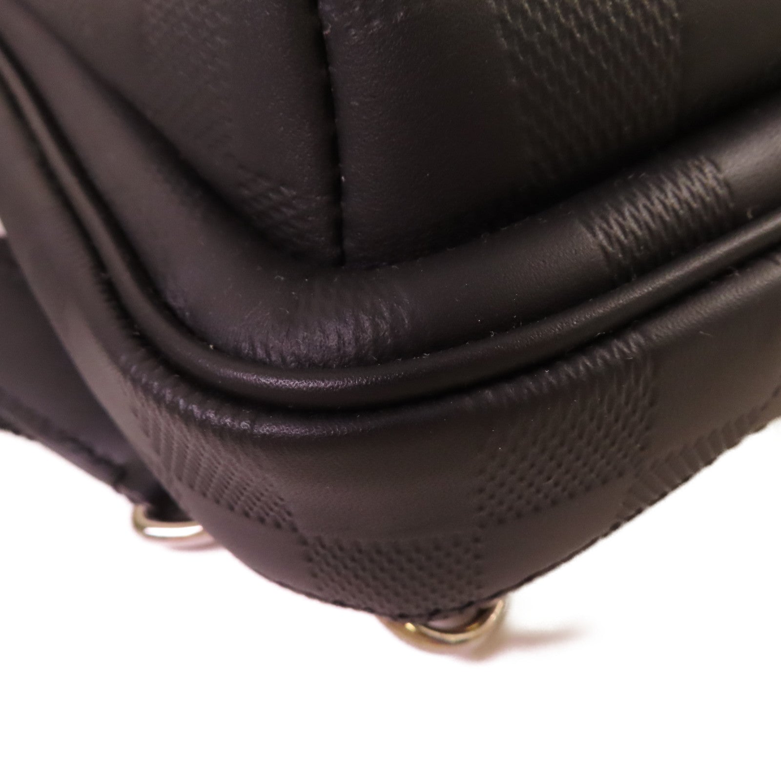 LOUIS VUITTON Damier Infini Avenue Slingbag銀扣肩背袋黑色