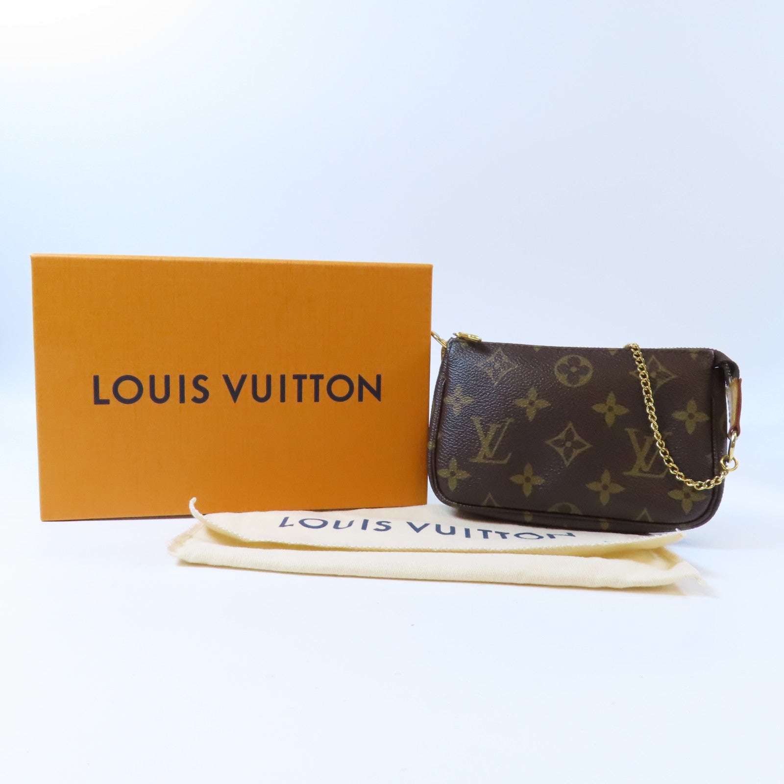 LOUIS VUITTON Monogram Hand Pouch金扣鏈帶手挽袋啡色
