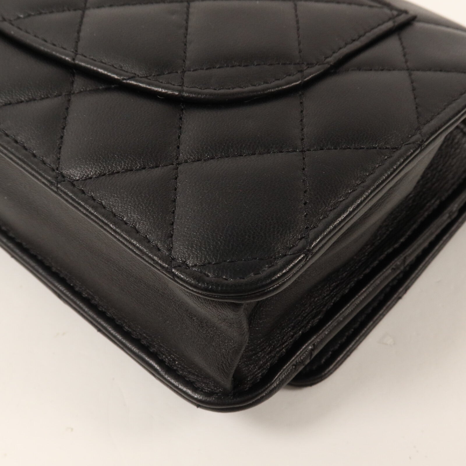 CHANEL 羊皮皮革Wallet On Chain鏈帶肩背袋